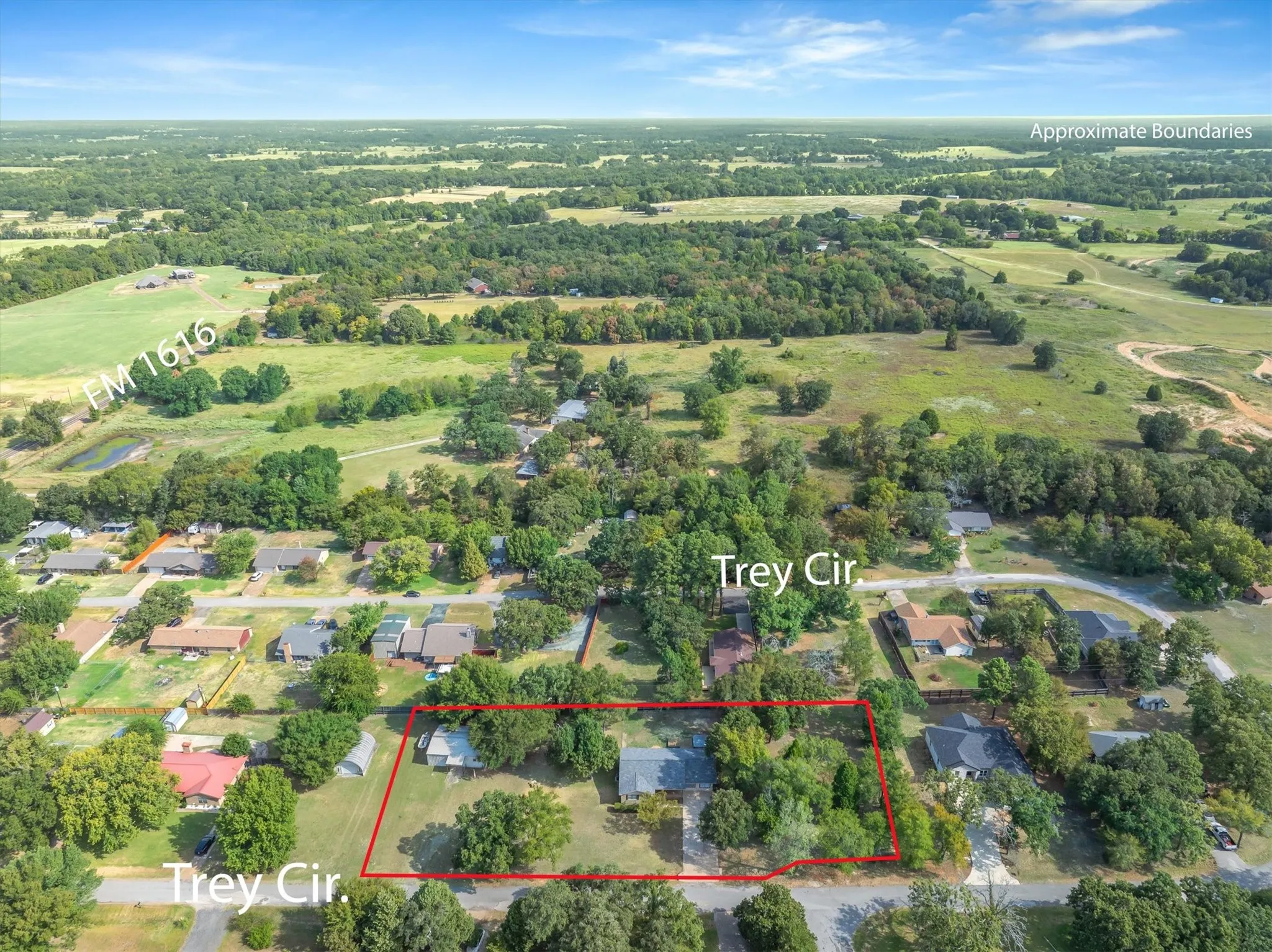 Single Family Residence For Sale in Henderson County , 2941 Trey Circle, Athens, Texas 75752, 4 Bedroom, 2 Bathroom, 2 Garage spaces, 1,990 Sqft, built in 1977, mls#21366500, Real Estate Agent in Athens, Homes For Sale in Henderson county, Homes For Sale in Athens, Realtor in Athens Texas, Real Estate Brokerage Independent Realty Texas, Luminita Cordes Realtor