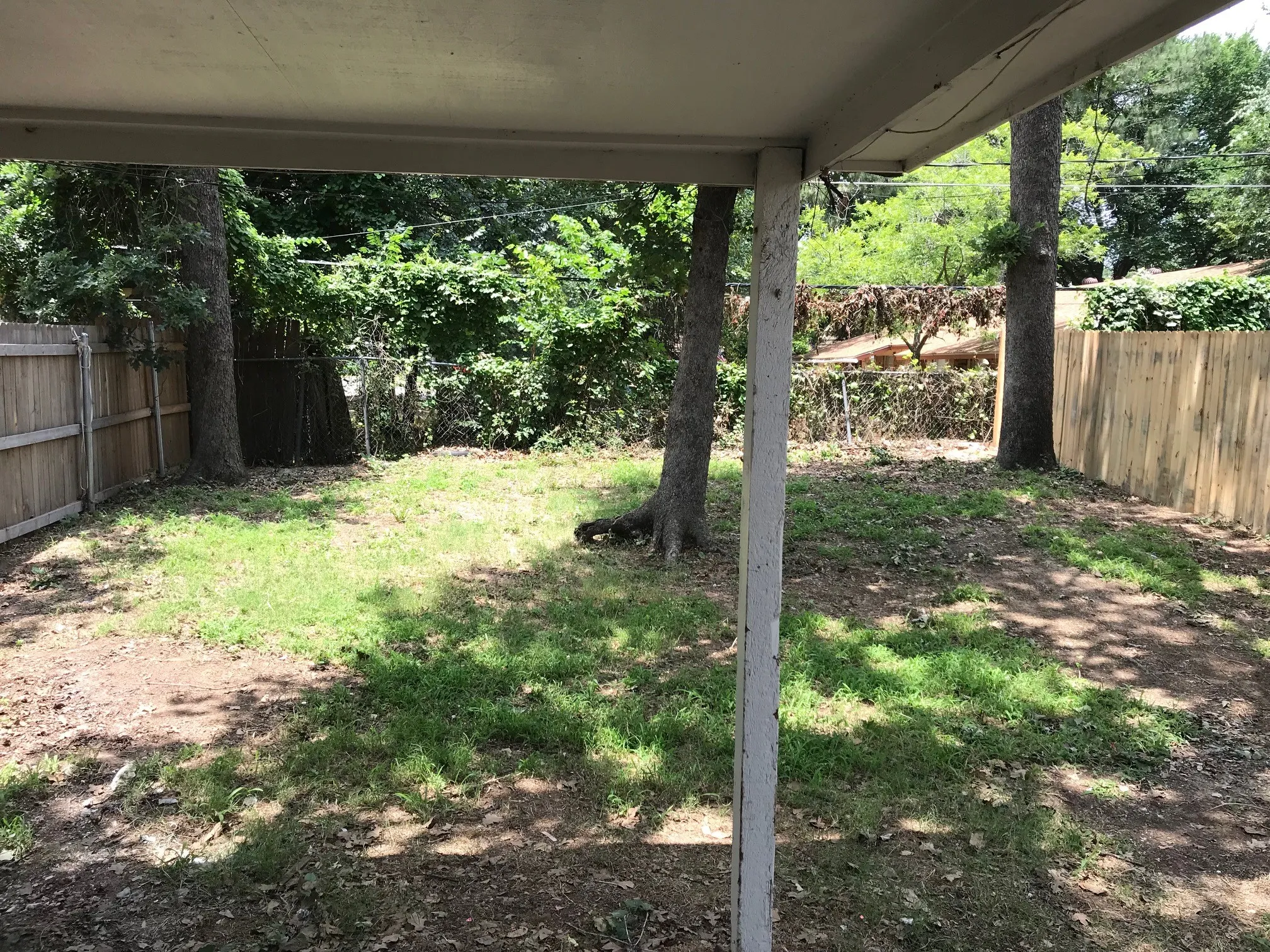 Duplex For Rent in Tarrant County , 514 Mcqueary Street, Arlington, Texas 76012, 2 Bedroom, 1 Bathroom, Garage spaces, 1,262 Sqft, built in 1981, mls#21365453, Real Estate Agent in Arlington, Homes For Rent in Tarrant county, Homes For Rent in Arlington, Realtor in Arlington Texas, Real Estate Brokerage Independent Realty Texas, Luminita Cordes Realtor