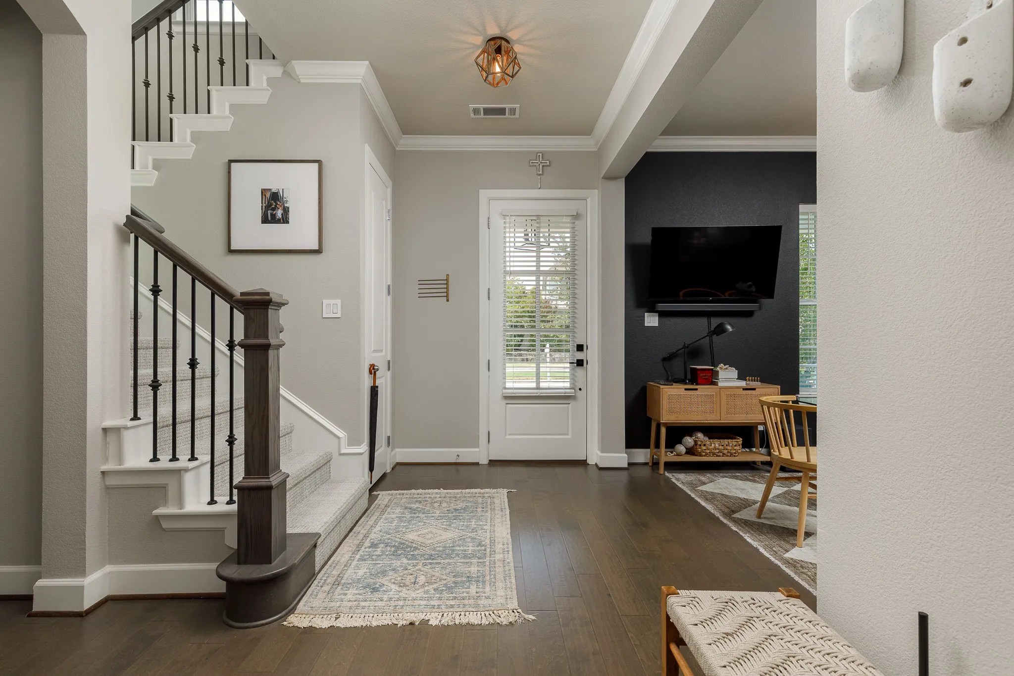 Entry way is filled with natural light