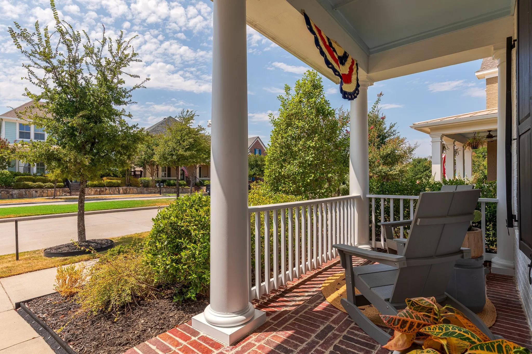 Large front porch overlooking Tremont Blvd.