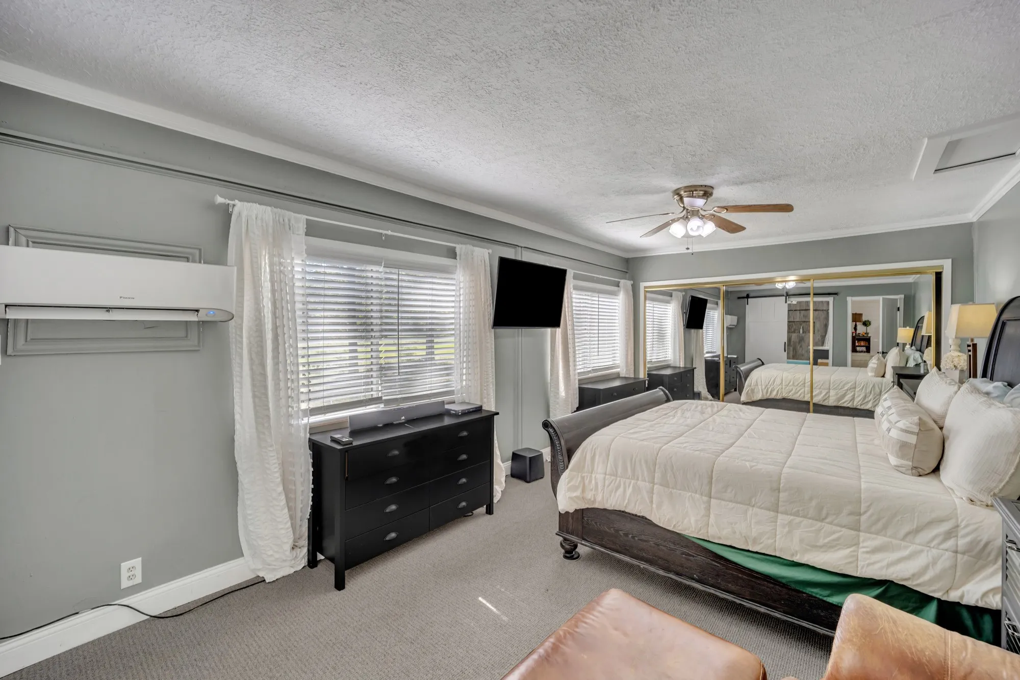 Single Family Residence For Sale in Cherokee County , 895 Fm 3288 E, Jacksonville, Texas 75766, 2 Bedroom, 2 Bathroom, Garage spaces, 1,891 Sqft, built in 1966, mls#21369770, Real Estate Agent in Jacksonville, Homes For Sale in Cherokee county, Homes For Sale in Jacksonville, Realtor in Jacksonville Texas, Real Estate Brokerage Independent Realty Texas, Luminita Cordes Realtor