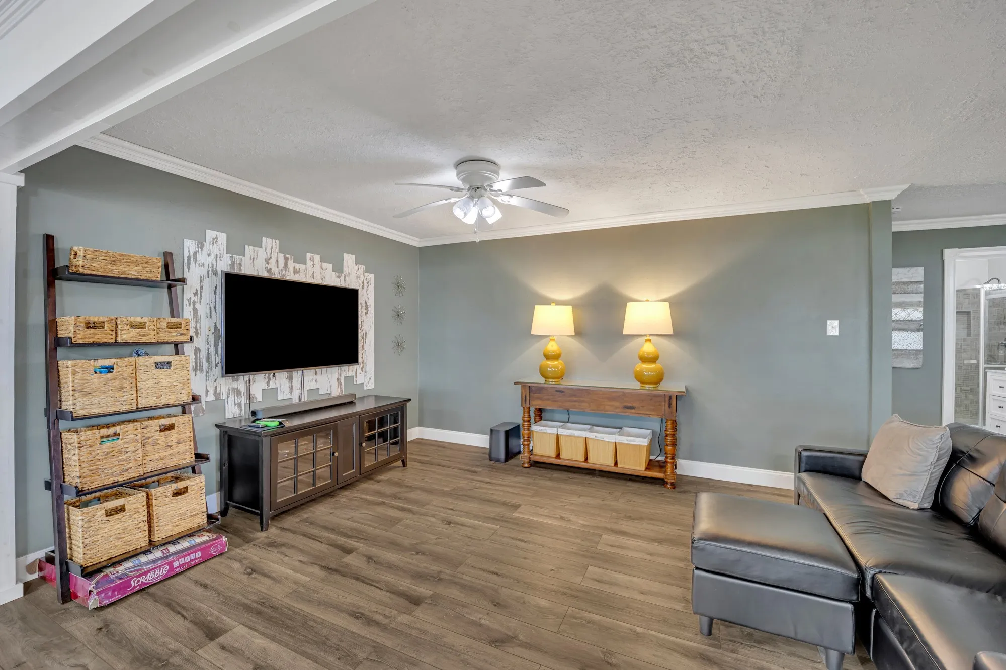 Single Family Residence For Sale in Cherokee County , 895 Fm 3288 E, Jacksonville, Texas 75766, 2 Bedroom, 2 Bathroom, Garage spaces, 1,891 Sqft, built in 1966, mls#21369770, Real Estate Agent in Jacksonville, Homes For Sale in Cherokee county, Homes For Sale in Jacksonville, Realtor in Jacksonville Texas, Real Estate Brokerage Independent Realty Texas, Luminita Cordes Realtor