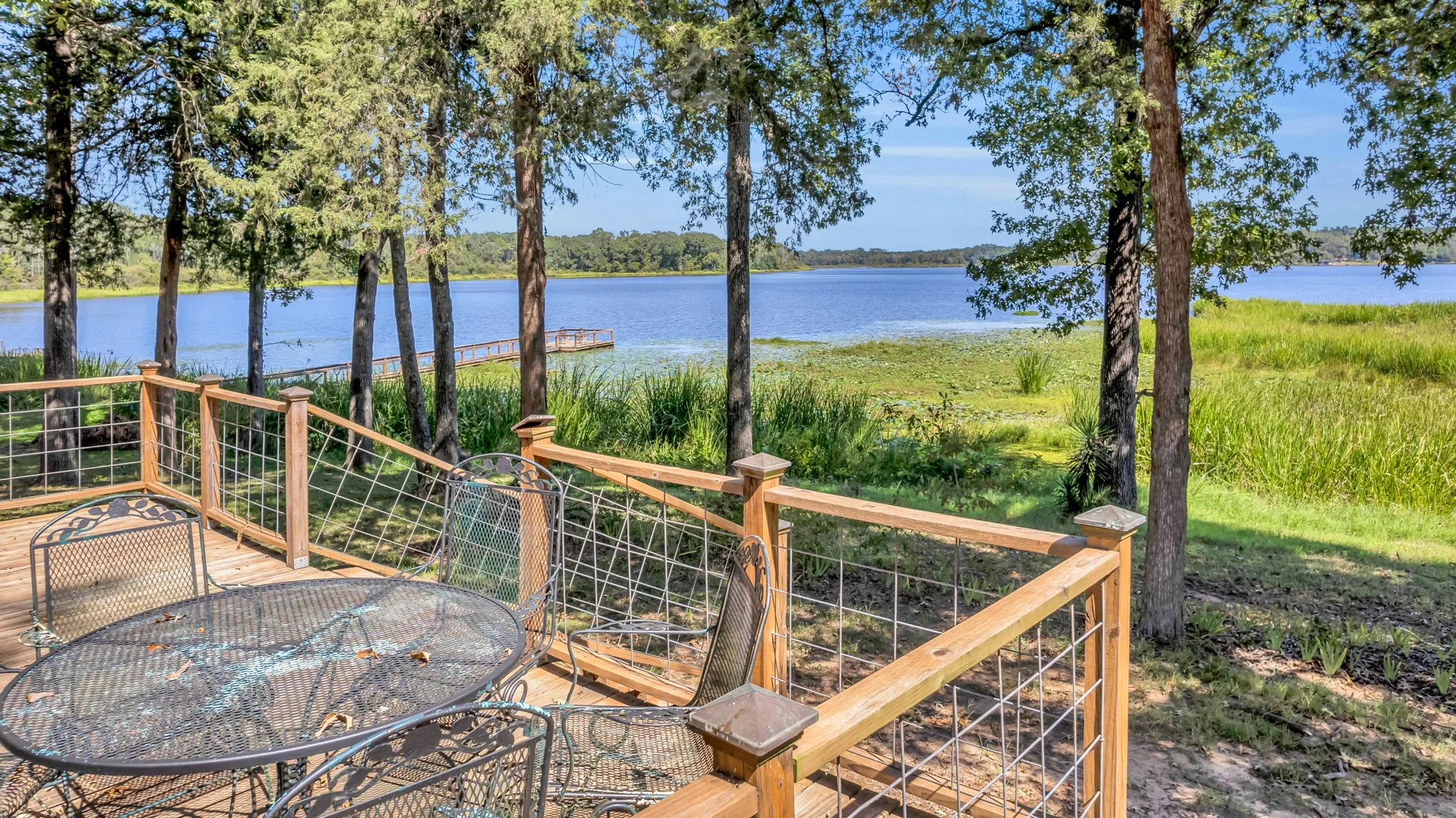 Single Family Residence For Sale in Cherokee County , 895 Fm 3288 E, Jacksonville, Texas 75766, 2 Bedroom, 2 Bathroom, Garage spaces, 1,891 Sqft, built in 1966, mls#21369770, Real Estate Agent in Jacksonville, Homes For Sale in Cherokee county, Homes For Sale in Jacksonville, Realtor in Jacksonville Texas, Real Estate Brokerage Independent Realty Texas, Luminita Cordes Realtor