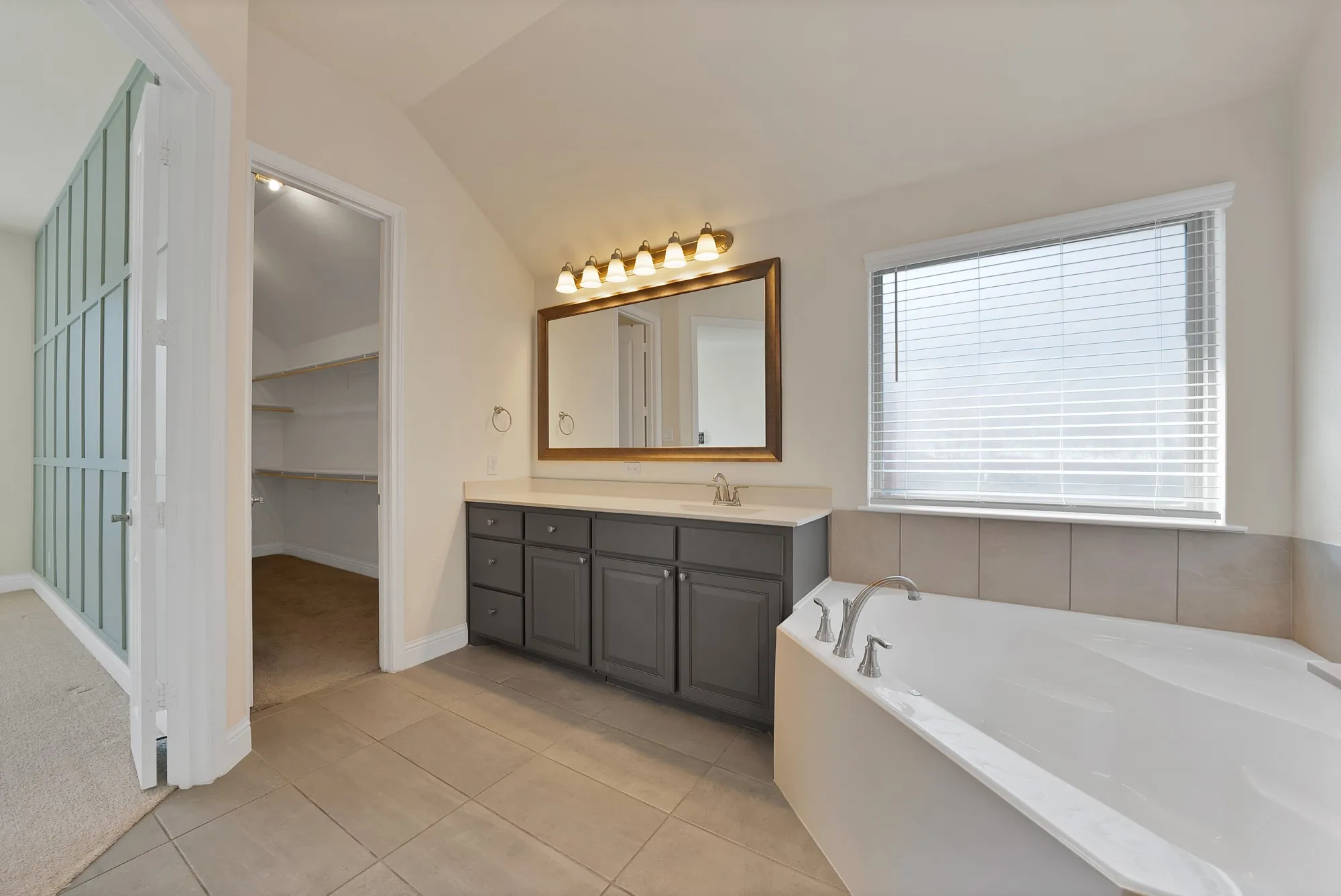 Single Family Residence For Sale in Denton County , 1247 Coneflower Drive, Frisco, Texas 75033, 3 Bedroom, 2 Bathroom, 2 Garage spaces, 2,267 Sqft, built in 2020, mls#21369637, Real Estate Agent in Frisco, Homes For Sale in Denton county, Homes For Sale in Frisco, Realtor in Frisco Texas, Real Estate Brokerage Independent Realty Texas, Luminita Cordes Realtor