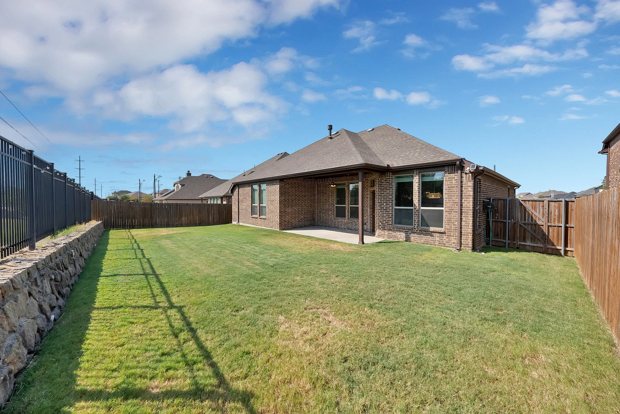Single Family Residence For Sale in Denton County , 1247 Coneflower Drive, Frisco, Texas 75033, 3 Bedroom, 2 Bathroom, 2 Garage spaces, 2,267 Sqft, built in 2020, mls#21369637, Real Estate Agent in Frisco, Homes For Sale in Denton county, Homes For Sale in Frisco, Realtor in Frisco Texas, Real Estate Brokerage Independent Realty Texas, Luminita Cordes Realtor