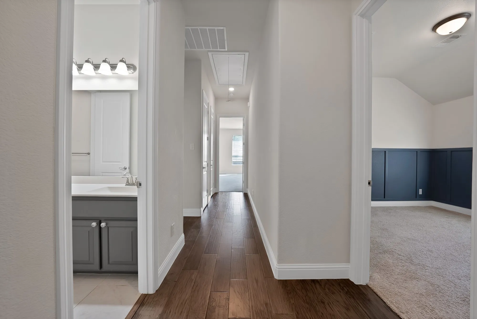 Single Family Residence For Sale in Denton County , 1247 Coneflower Drive, Frisco, Texas 75033, 3 Bedroom, 2 Bathroom, 2 Garage spaces, 2,267 Sqft, built in 2020, mls#21369637, Real Estate Agent in Frisco, Homes For Sale in Denton county, Homes For Sale in Frisco, Realtor in Frisco Texas, Real Estate Brokerage Independent Realty Texas, Luminita Cordes Realtor