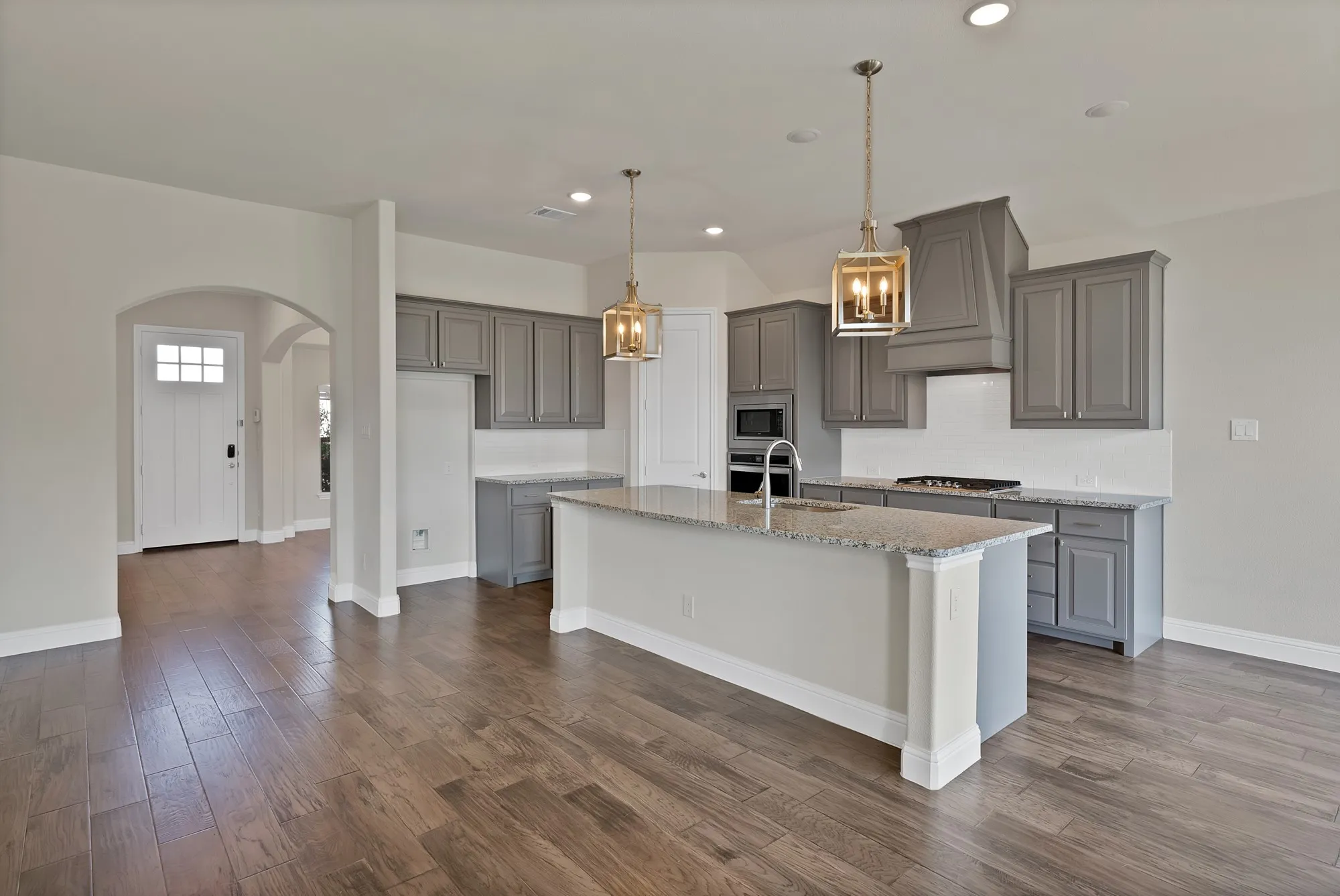 Single Family Residence For Sale in Denton County , 1247 Coneflower Drive, Frisco, Texas 75033, 3 Bedroom, 2 Bathroom, 2 Garage spaces, 2,267 Sqft, built in 2020, mls#21369637, Real Estate Agent in Frisco, Homes For Sale in Denton county, Homes For Sale in Frisco, Realtor in Frisco Texas, Real Estate Brokerage Independent Realty Texas, Luminita Cordes Realtor
