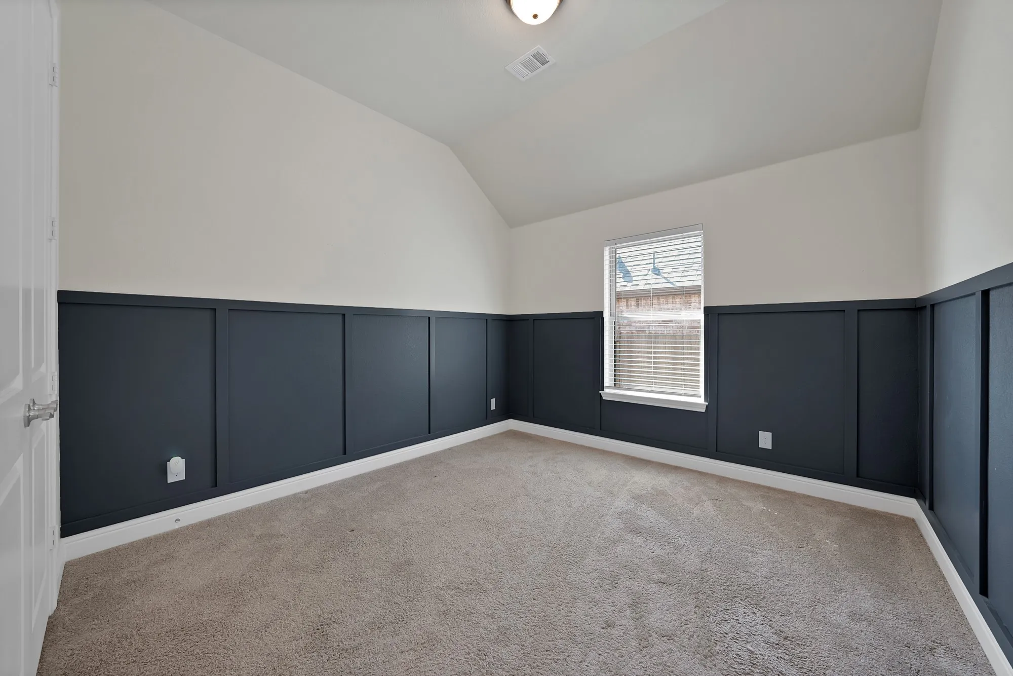Single Family Residence For Sale in Denton County , 1247 Coneflower Drive, Frisco, Texas 75033, 3 Bedroom, 2 Bathroom, 2 Garage spaces, 2,267 Sqft, built in 2020, mls#21369637, Real Estate Agent in Frisco, Homes For Sale in Denton county, Homes For Sale in Frisco, Realtor in Frisco Texas, Real Estate Brokerage Independent Realty Texas, Luminita Cordes Realtor