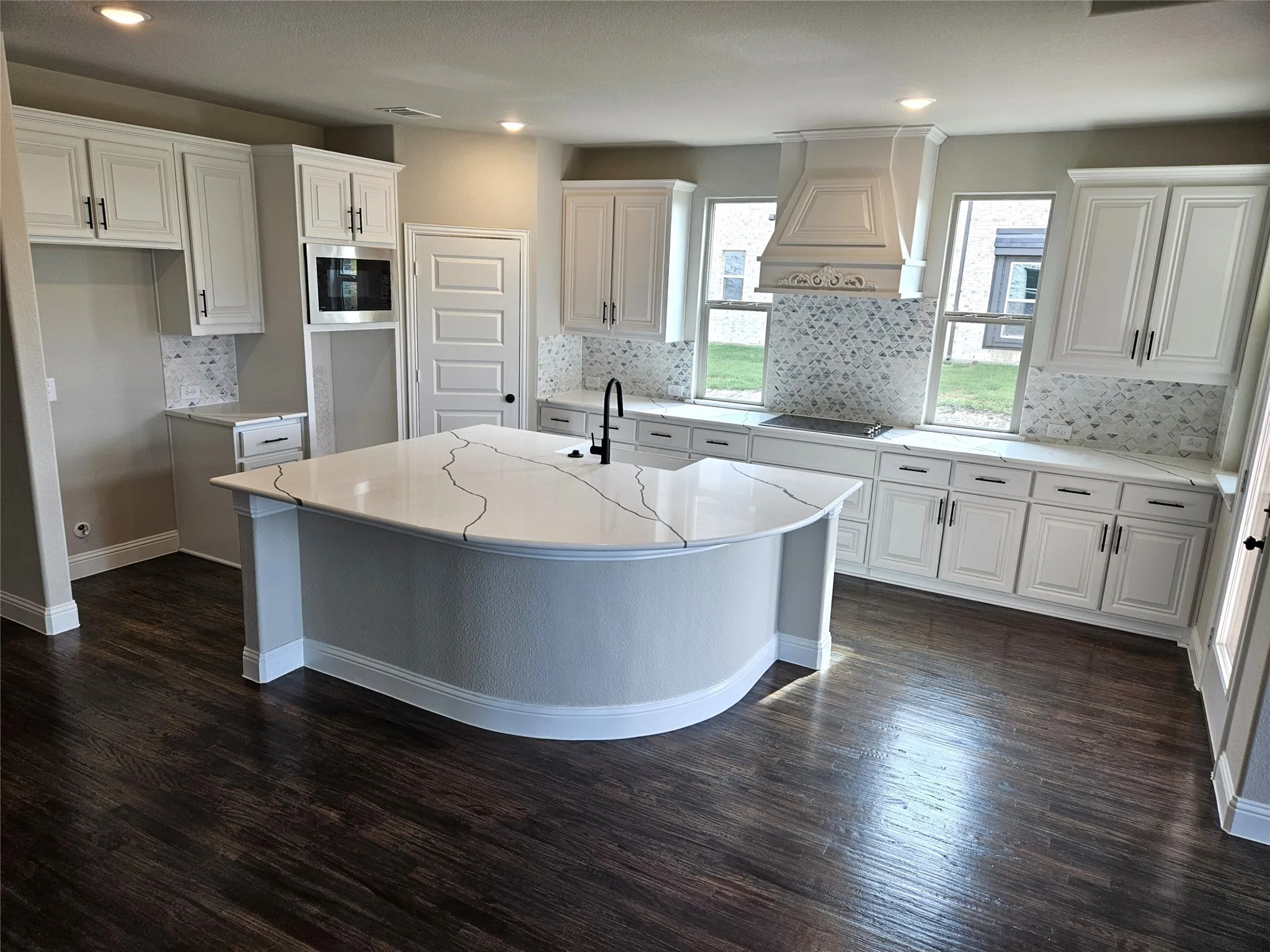 Single Family Residence For Sale in Grayson County , 2701 Silo Lane, Van Alstyne, Texas 75495, 5 Bedroom, 4 Bathroom, 6 Garage spaces, 3,628 Sqft, built in 2026, mls#21369784, Real Estate Agent in Van Alstyne, Homes For Sale in Grayson county, Homes For Sale in Van Alstyne, Realtor in Van Alstyne Texas, Real Estate Brokerage Independent Realty Texas, Luminita Cordes Realtor