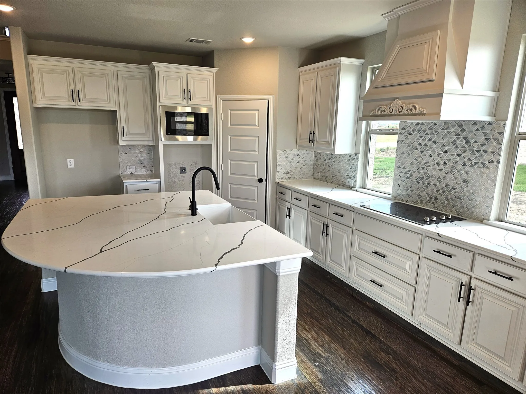 Single Family Residence For Sale in Grayson County , 2701 Silo Lane, Van Alstyne, Texas 75495, 5 Bedroom, 4 Bathroom, 6 Garage spaces, 3,628 Sqft, built in 2026, mls#21369784, Real Estate Agent in Van Alstyne, Homes For Sale in Grayson county, Homes For Sale in Van Alstyne, Realtor in Van Alstyne Texas, Real Estate Brokerage Independent Realty Texas, Luminita Cordes Realtor
