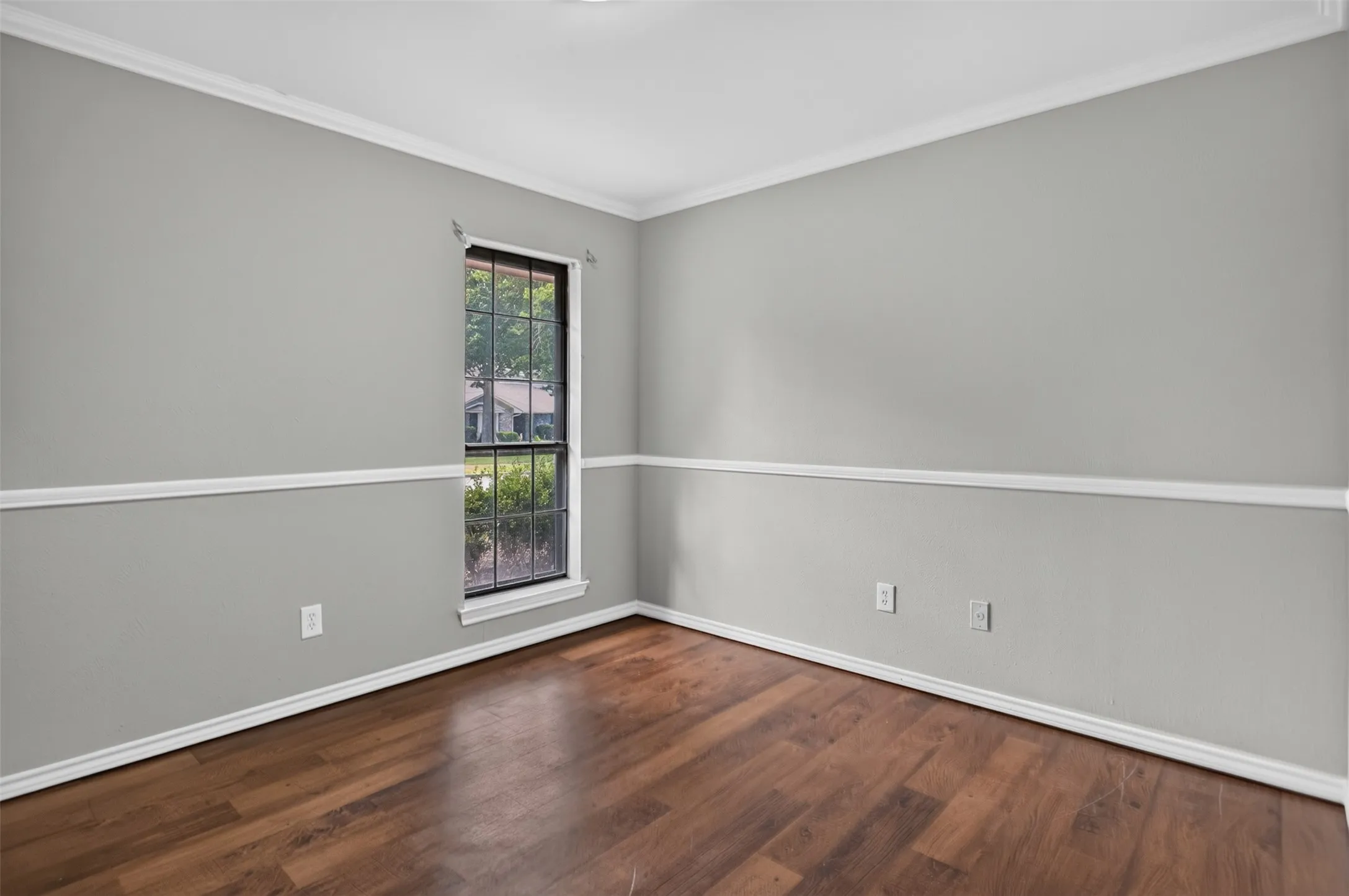 Single Family Residence For Sale in Dallas County , 917 Francis Street, Lancaster, Texas 75146, 3 Bedroom, 2 Bathroom, 2 Garage spaces, 1,769 Sqft, built in 1983, mls#21363406, Real Estate Agent in Lancaster, Homes For Sale in Dallas county, Homes For Sale in Lancaster, Realtor in Lancaster Texas, Real Estate Brokerage Independent Realty Texas, Luminita Cordes Realtor