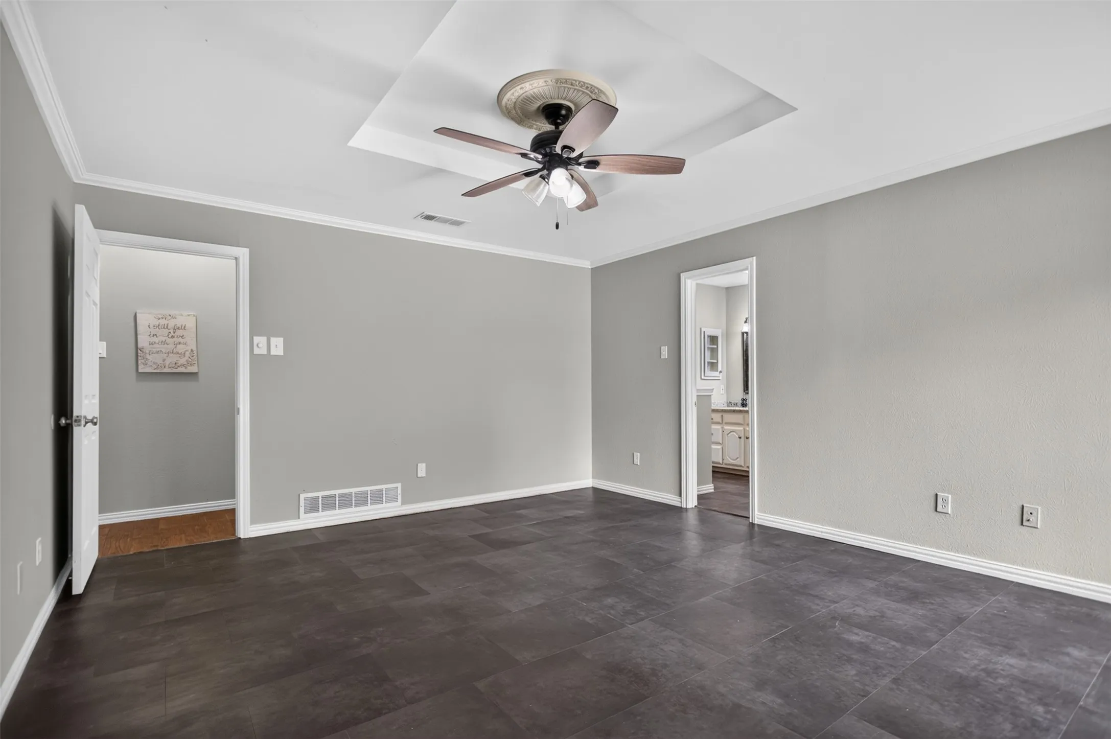 Single Family Residence For Sale in Dallas County , 917 Francis Street, Lancaster, Texas 75146, 3 Bedroom, 2 Bathroom, 2 Garage spaces, 1,769 Sqft, built in 1983, mls#21363406, Real Estate Agent in Lancaster, Homes For Sale in Dallas county, Homes For Sale in Lancaster, Realtor in Lancaster Texas, Real Estate Brokerage Independent Realty Texas, Luminita Cordes Realtor