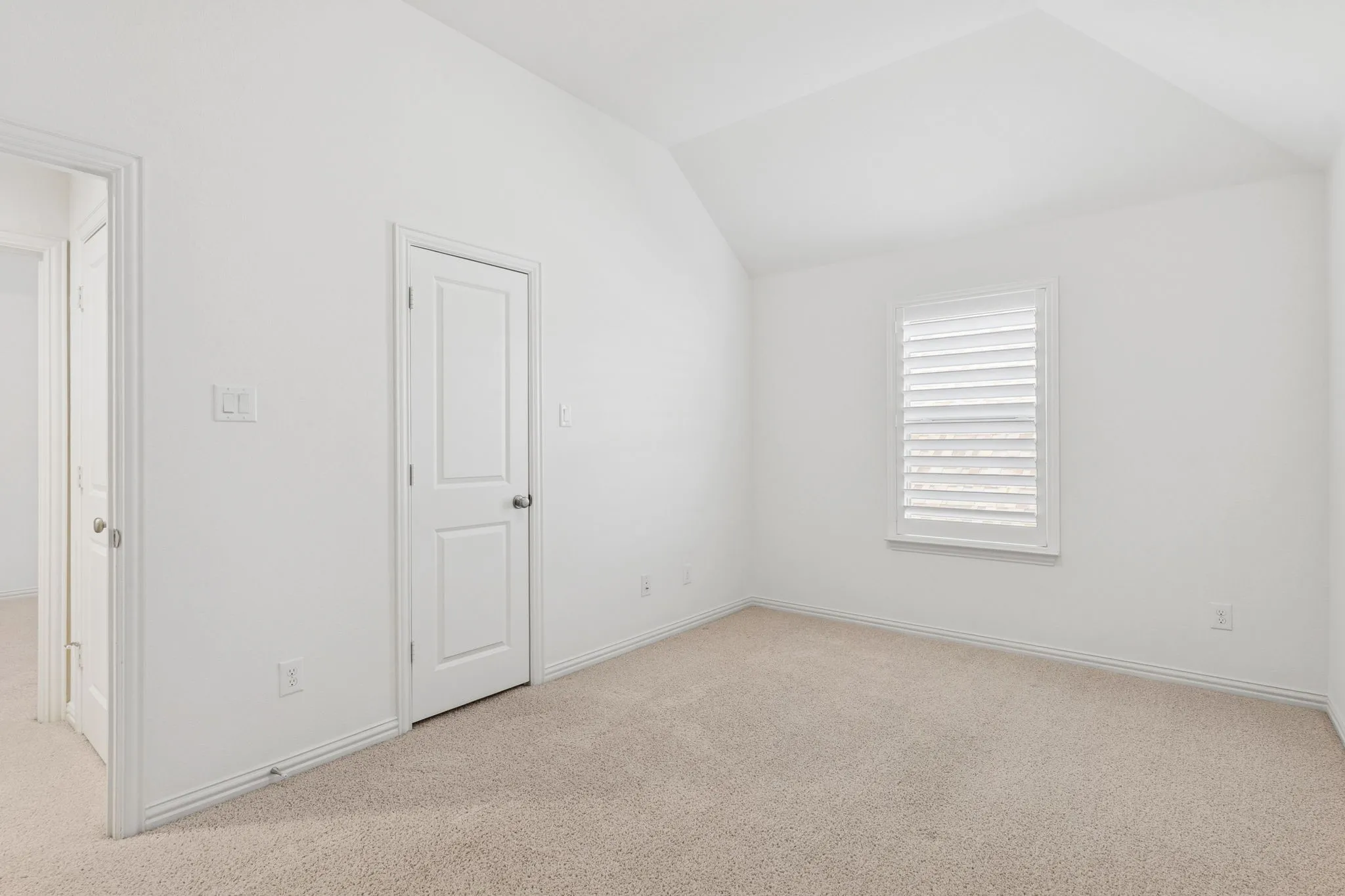 Single Family Residence For Rent in Denton County , 1433 5th Street, Argyle, Texas 76226, 5 Bedroom, 4 Bathroom, 3 Garage spaces, 3,728 Sqft, built in 2015, mls#21368787, Real Estate Agent in Argyle, Homes For Rent in Denton county, Homes For Rent in Argyle, Realtor in Argyle Texas, Real Estate Brokerage Independent Realty Texas, Luminita Cordes Realtor