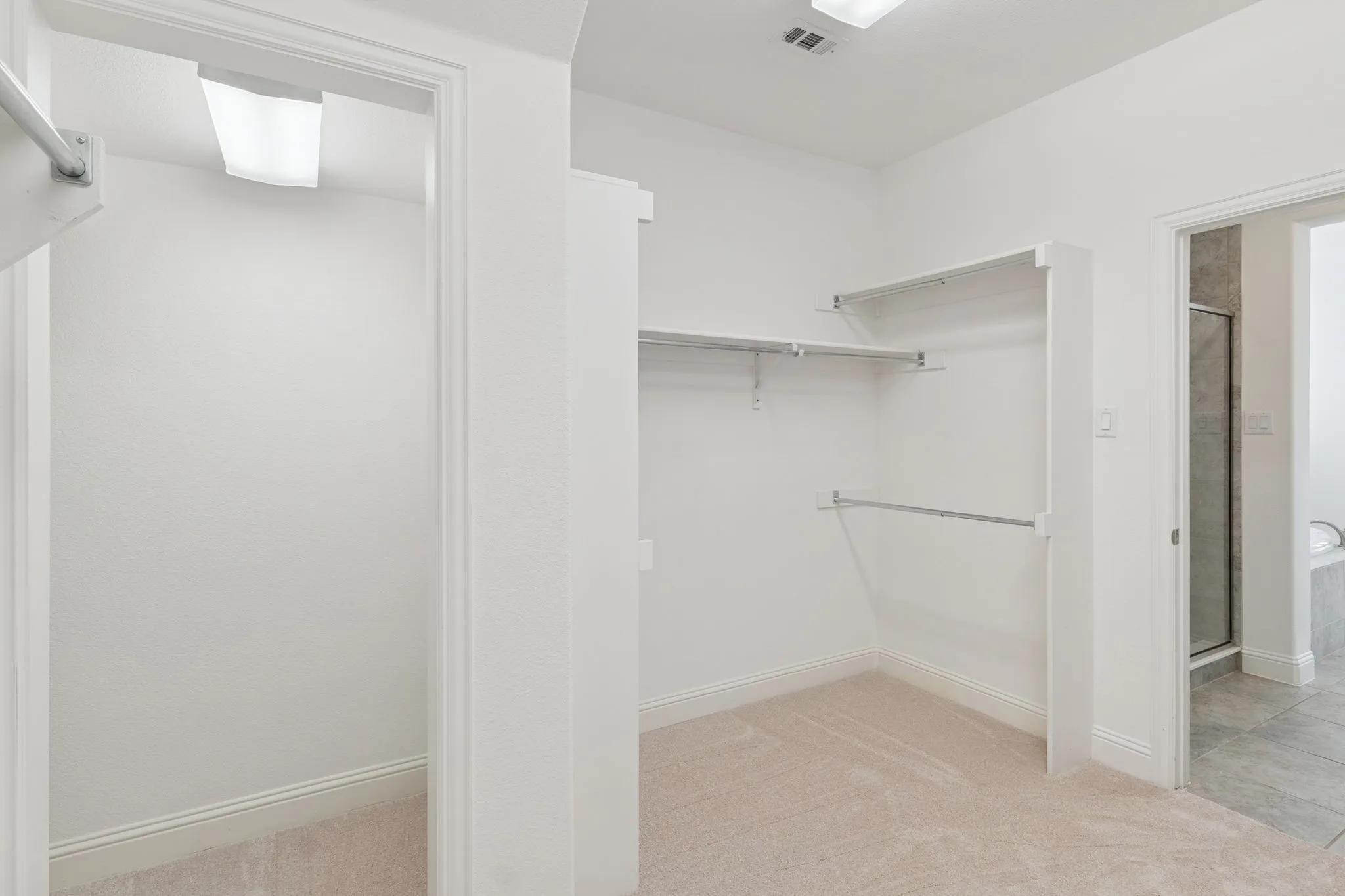 Single Family Residence For Rent in Denton County , 1433 5th Street, Argyle, Texas 76226, 5 Bedroom, 4 Bathroom, 3 Garage spaces, 3,728 Sqft, built in 2015, mls#21368787, Real Estate Agent in Argyle, Homes For Rent in Denton county, Homes For Rent in Argyle, Realtor in Argyle Texas, Real Estate Brokerage Independent Realty Texas, Luminita Cordes Realtor