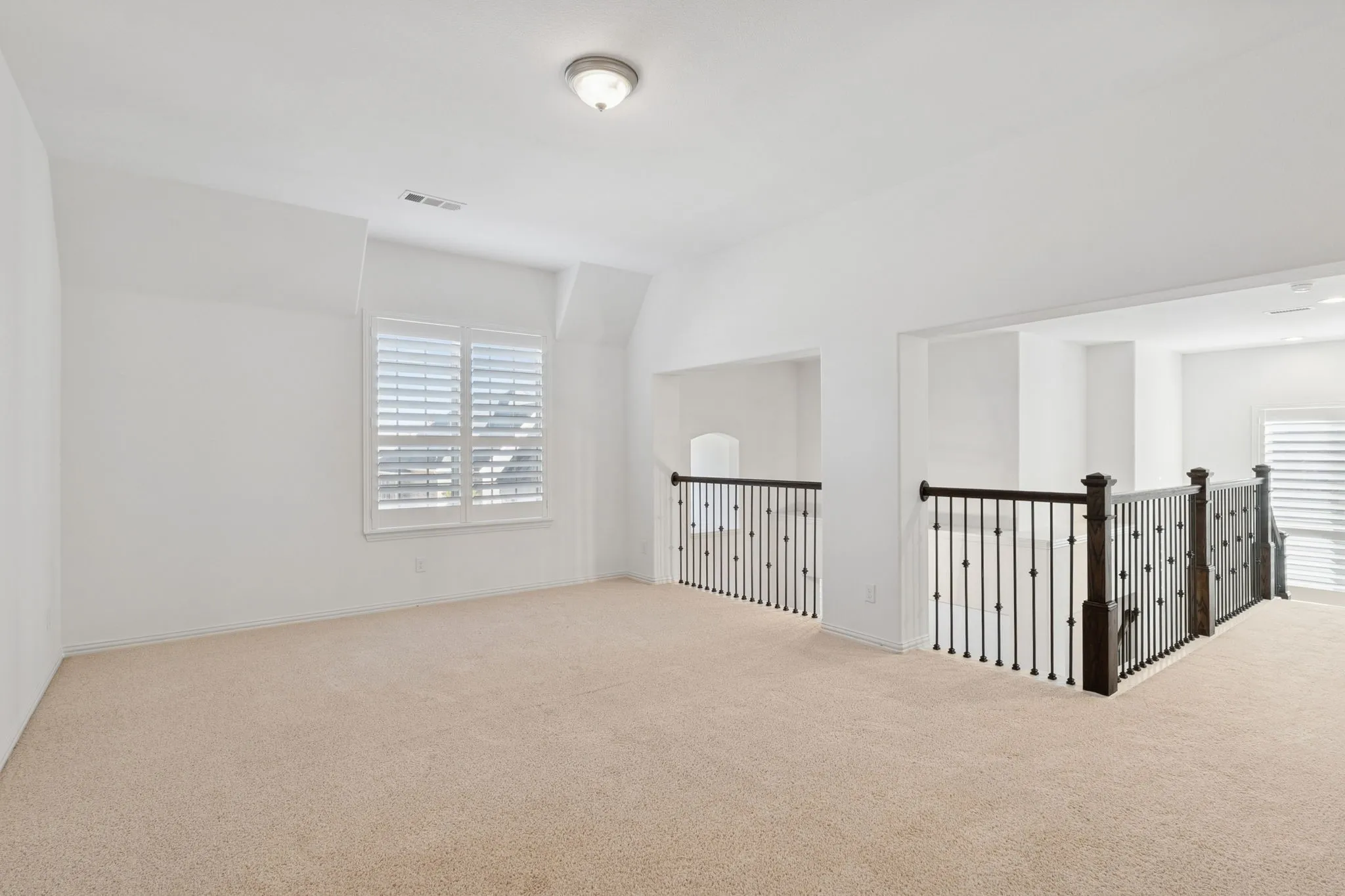 Single Family Residence For Rent in Denton County , 1433 5th Street, Argyle, Texas 76226, 5 Bedroom, 4 Bathroom, 3 Garage spaces, 3,728 Sqft, built in 2015, mls#21368787, Real Estate Agent in Argyle, Homes For Rent in Denton county, Homes For Rent in Argyle, Realtor in Argyle Texas, Real Estate Brokerage Independent Realty Texas, Luminita Cordes Realtor