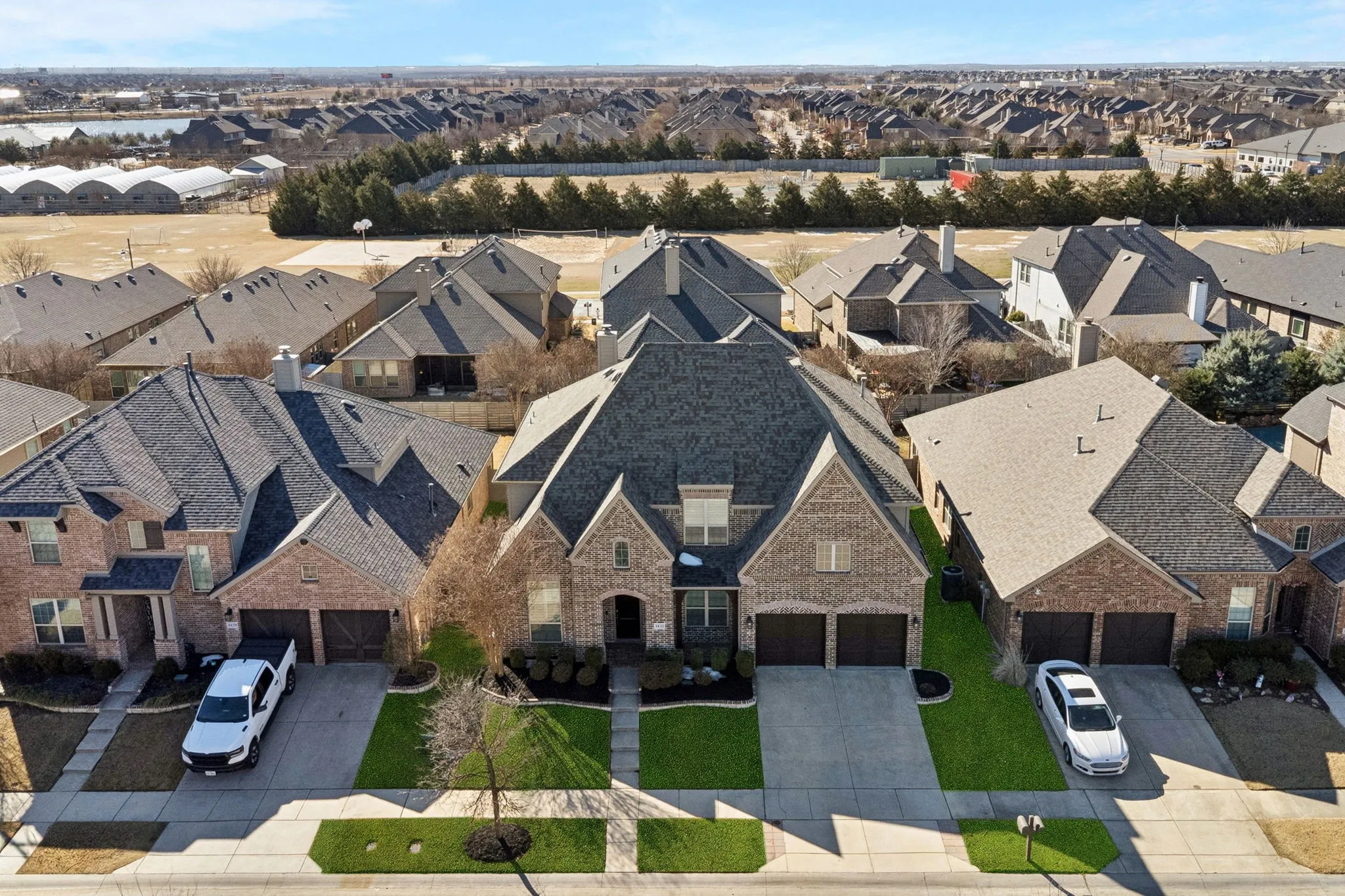 Single Family Residence For Rent in Denton County , 1433 5th Street, Argyle, Texas 76226, 5 Bedroom, 4 Bathroom, 3 Garage spaces, 3,728 Sqft, built in 2015, mls#21368787, Real Estate Agent in Argyle, Homes For Rent in Denton county, Homes For Rent in Argyle, Realtor in Argyle Texas, Real Estate Brokerage Independent Realty Texas, Luminita Cordes Realtor