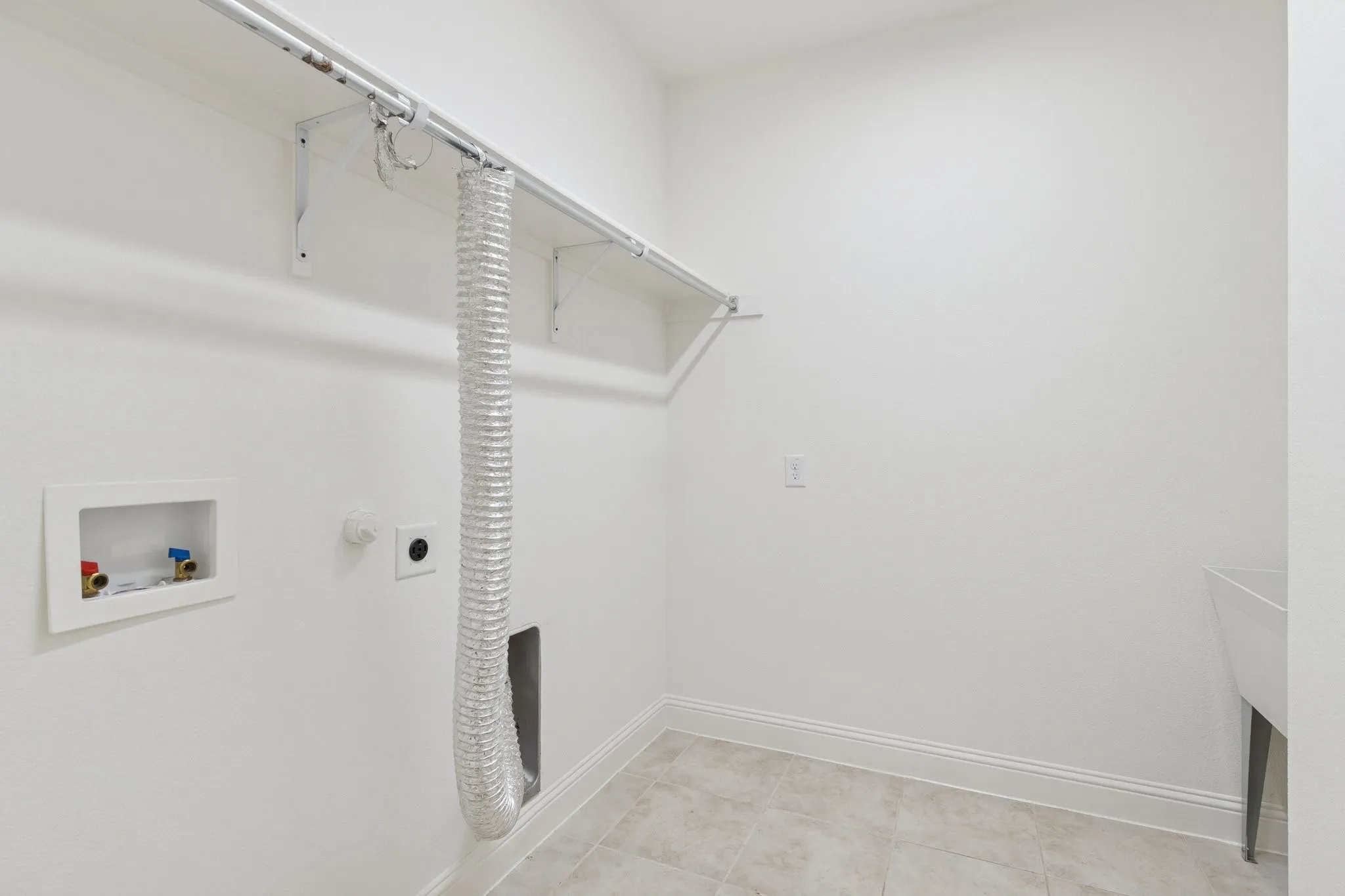 Single Family Residence For Rent in Denton County , 1433 5th Street, Argyle, Texas 76226, 5 Bedroom, 4 Bathroom, 3 Garage spaces, 3,728 Sqft, built in 2015, mls#21368787, Real Estate Agent in Argyle, Homes For Rent in Denton county, Homes For Rent in Argyle, Realtor in Argyle Texas, Real Estate Brokerage Independent Realty Texas, Luminita Cordes Realtor