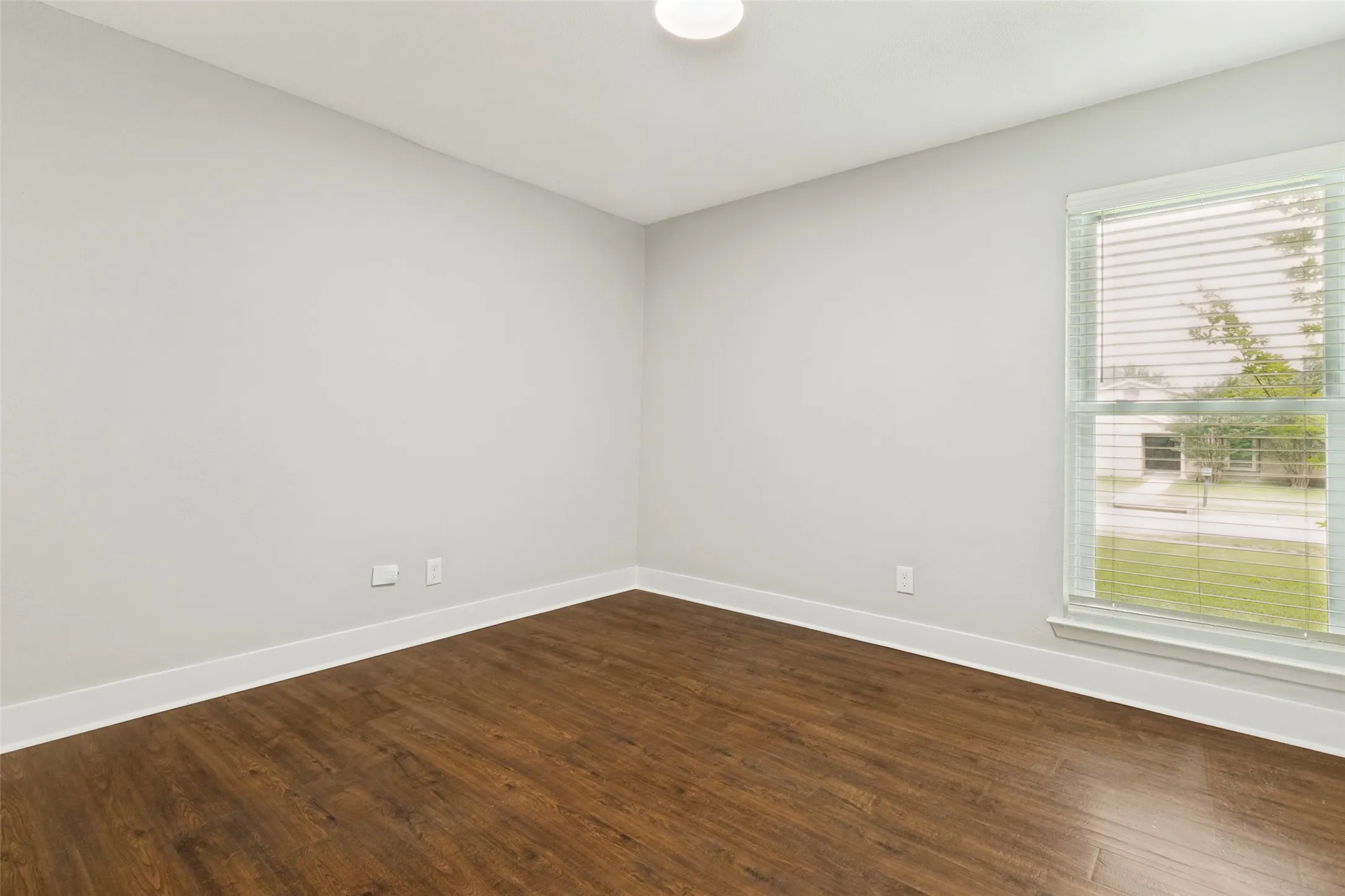 Single Family Residence For Sale in Dallas County , 2114 Wheaton Drive, Richardson, Texas 75081, 4 Bedroom, 3 Bathroom, 2 Garage spaces, 2,112 Sqft, built in 1973, mls#21369779, Real Estate Agent in Richardson, Homes For Sale in Dallas county, Homes For Sale in Richardson, Realtor in Richardson Texas, Real Estate Brokerage Independent Realty Texas, Luminita Cordes Realtor
