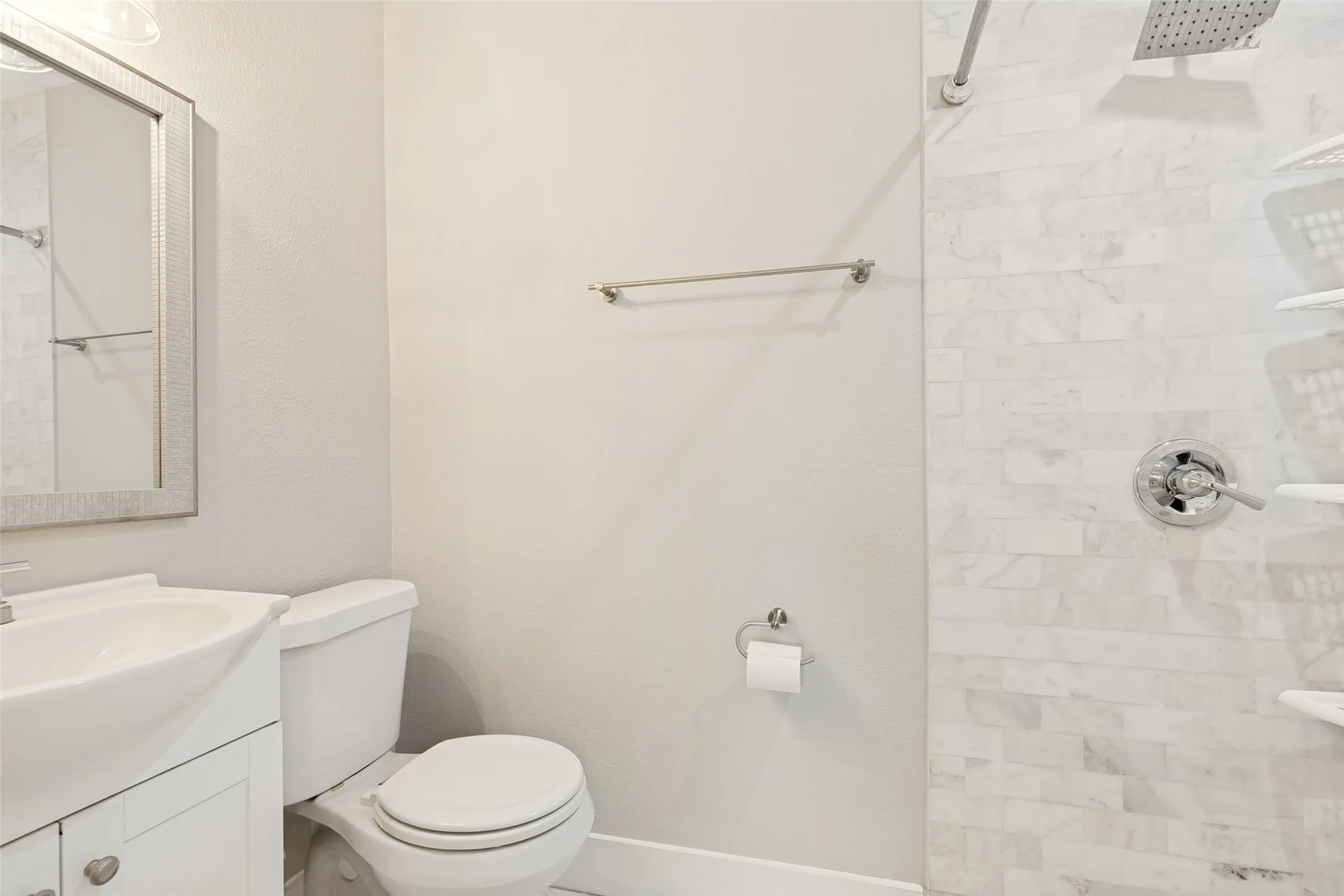 Single Family Residence For Sale in Dallas County , 2114 Wheaton Drive, Richardson, Texas 75081, 4 Bedroom, 3 Bathroom, 2 Garage spaces, 2,112 Sqft, built in 1973, mls#21369779, Real Estate Agent in Richardson, Homes For Sale in Dallas county, Homes For Sale in Richardson, Realtor in Richardson Texas, Real Estate Brokerage Independent Realty Texas, Luminita Cordes Realtor