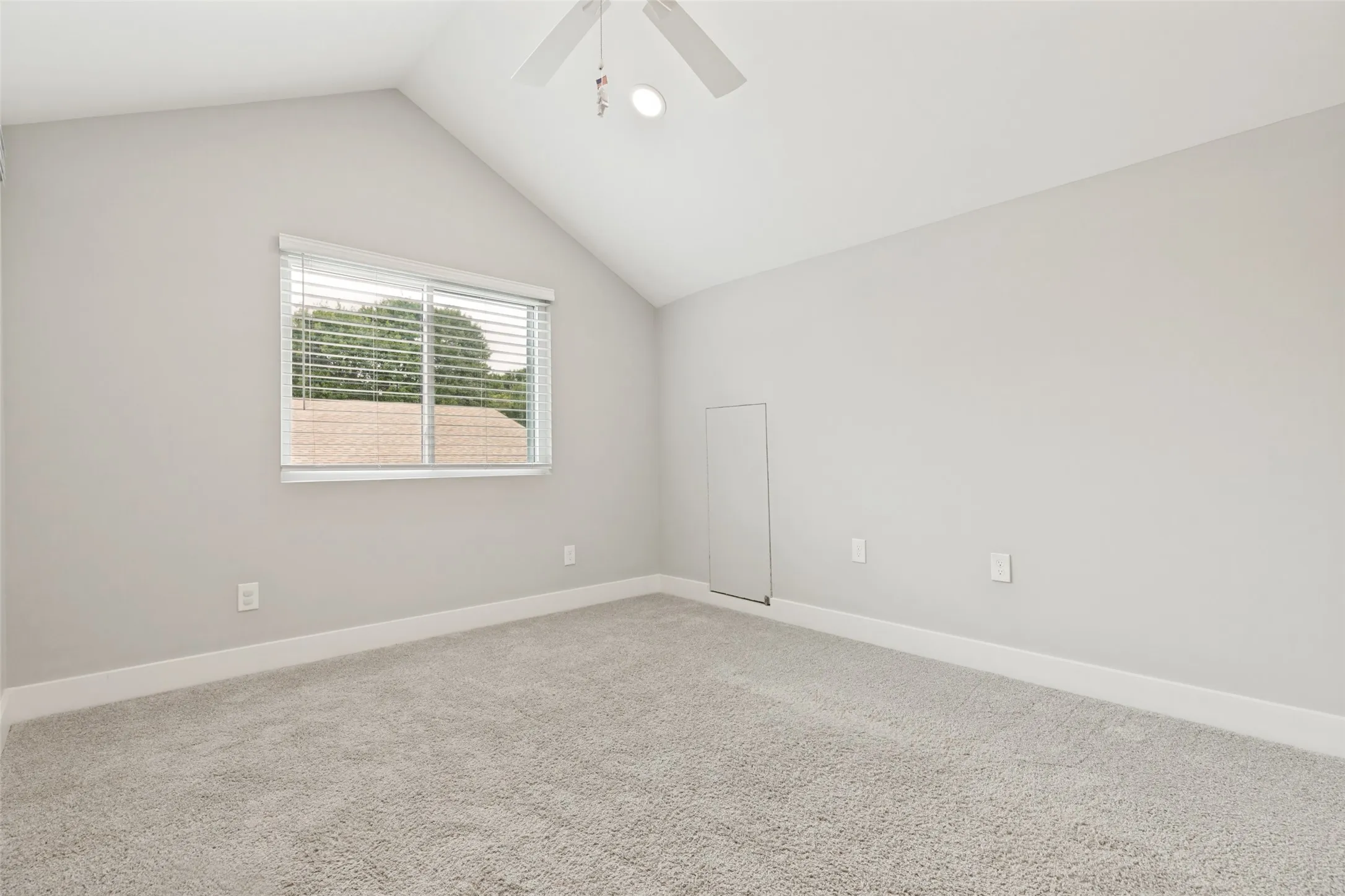 Single Family Residence For Sale in Dallas County , 2114 Wheaton Drive, Richardson, Texas 75081, 4 Bedroom, 3 Bathroom, 2 Garage spaces, 2,112 Sqft, built in 1973, mls#21369779, Real Estate Agent in Richardson, Homes For Sale in Dallas county, Homes For Sale in Richardson, Realtor in Richardson Texas, Real Estate Brokerage Independent Realty Texas, Luminita Cordes Realtor