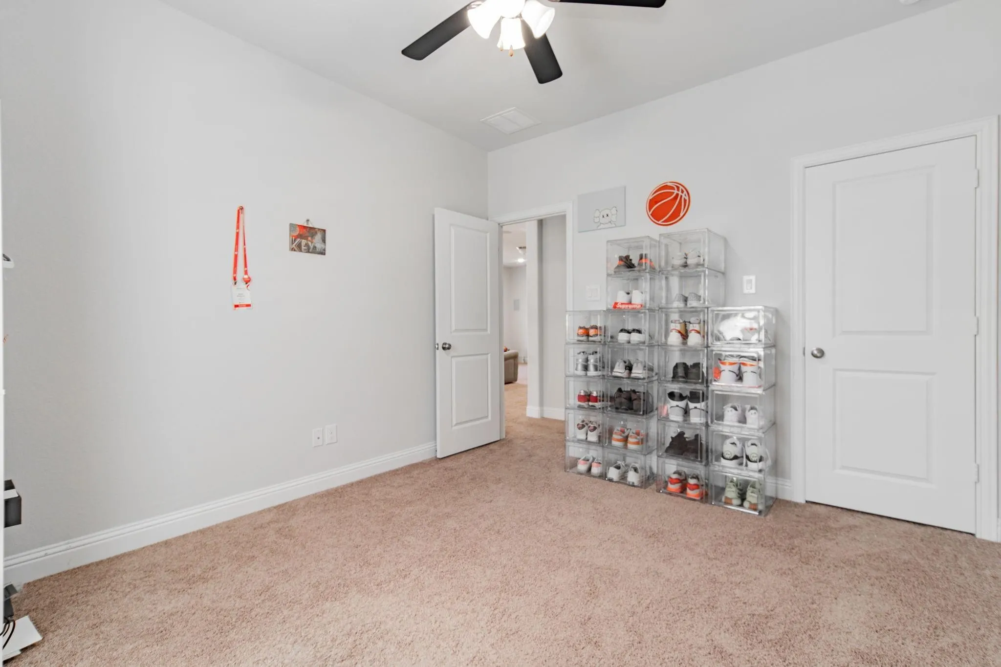 Single Family Residence For Rent in Collin County , 4300 Del Rey Avenue, Mc Kinney, Texas 75070, 4 Bedroom, 4 Bathroom, 2 Garage spaces, 2,757 Sqft, built in 2019, mls#21367031, Real Estate Agent in Mc Kinney, Homes For Rent in Collin county, Homes For Rent in Mc Kinney, Realtor in Mc Kinney Texas, Real Estate Brokerage Independent Realty Texas, Luminita Cordes Realtor
