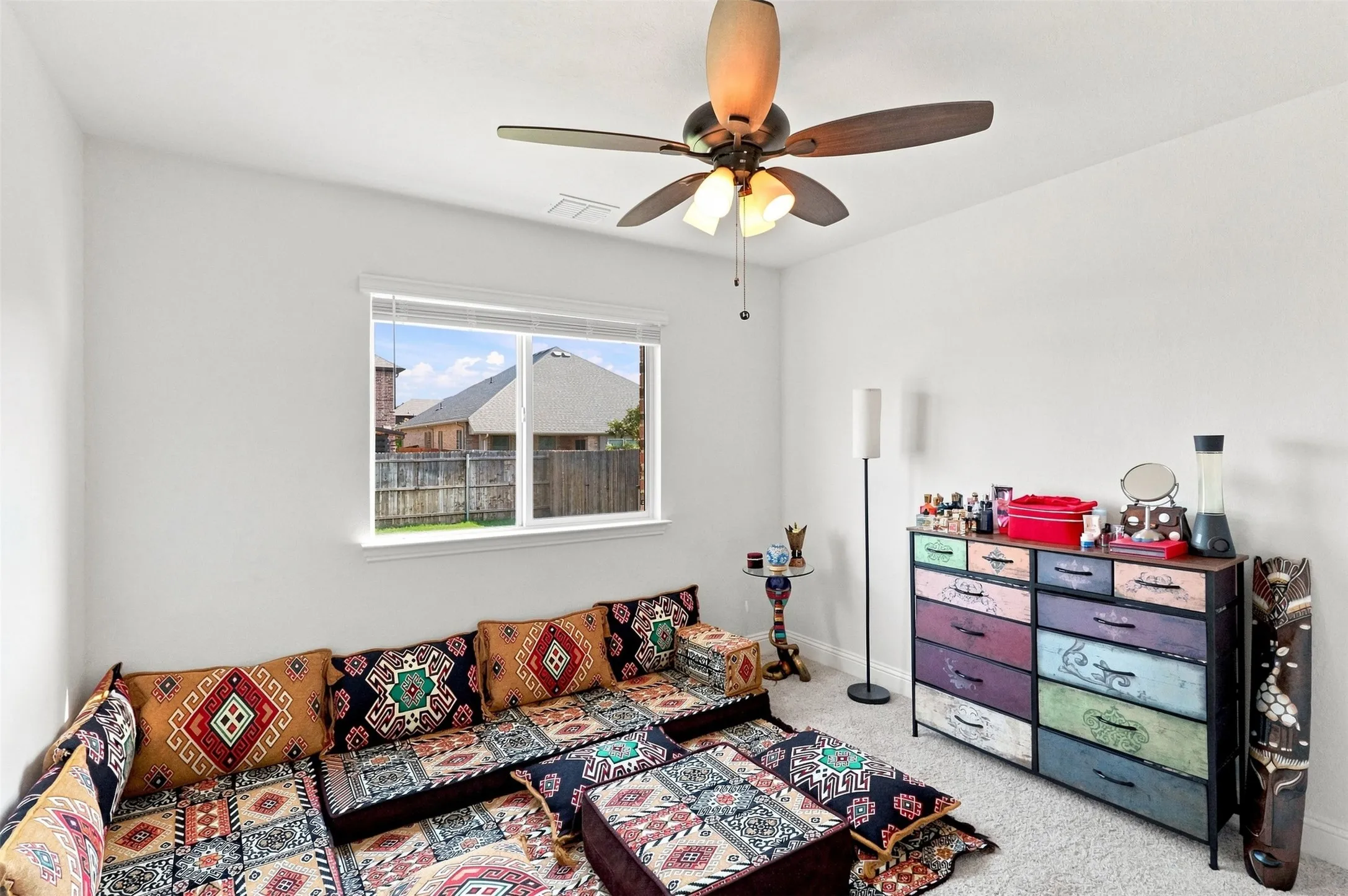 Single Family Residence For Sale in Denton County , 303 Pineview Lane, Ponder, Texas 76259, 4 Bedroom, 3 Bathroom, 2 Garage spaces, 2,456 Sqft, built in 2022, mls#21369243, Real Estate Agent in Ponder, Homes For Sale in Denton county, Homes For Sale in Ponder, Realtor in Ponder Texas, Real Estate Brokerage Independent Realty Texas, Luminita Cordes Realtor