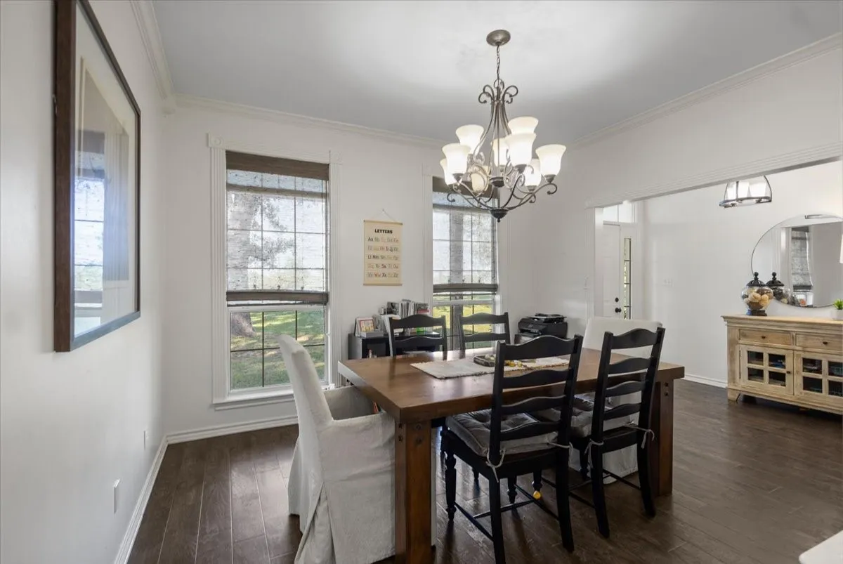 Single Family Residence For Sale in Smith County , 22205 N US HIGHWAY 69, Mineola, Texas 75773, 4 Bedroom, 3 Bathroom, 2 Garage spaces, 2,227 Sqft, built in 2001, mls#21329236, Real Estate Agent in Mineola, Homes For Sale in Smith county, Homes For Sale in Mineola, Realtor in Mineola Texas, Real Estate Brokerage Independent Realty Texas, Luminita Cordes Realtor
