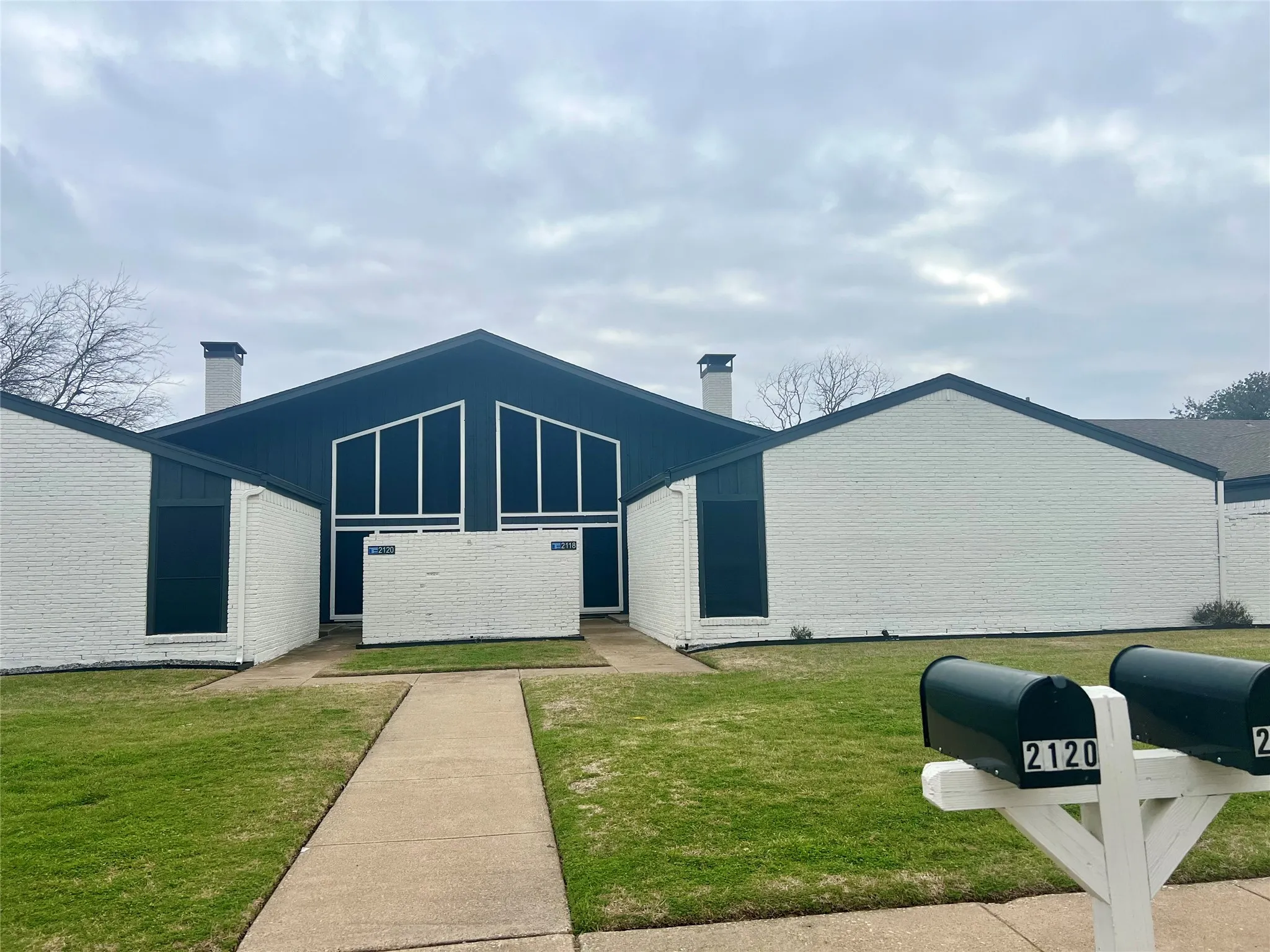 Duplex For Sale in Dallas County , 2118 Trellis Place, Richardson, Texas 75281, 6 Bedroom, 4 Bathroom, 4 Garage spaces, 0 Sqft, built in 1974, mls#21369786, Real Estate Agent in Richardson, Homes For Sale in Dallas county, Homes For Sale in Richardson, Realtor in Richardson Texas, Real Estate Brokerage Independent Realty Texas, Luminita Cordes Realtor