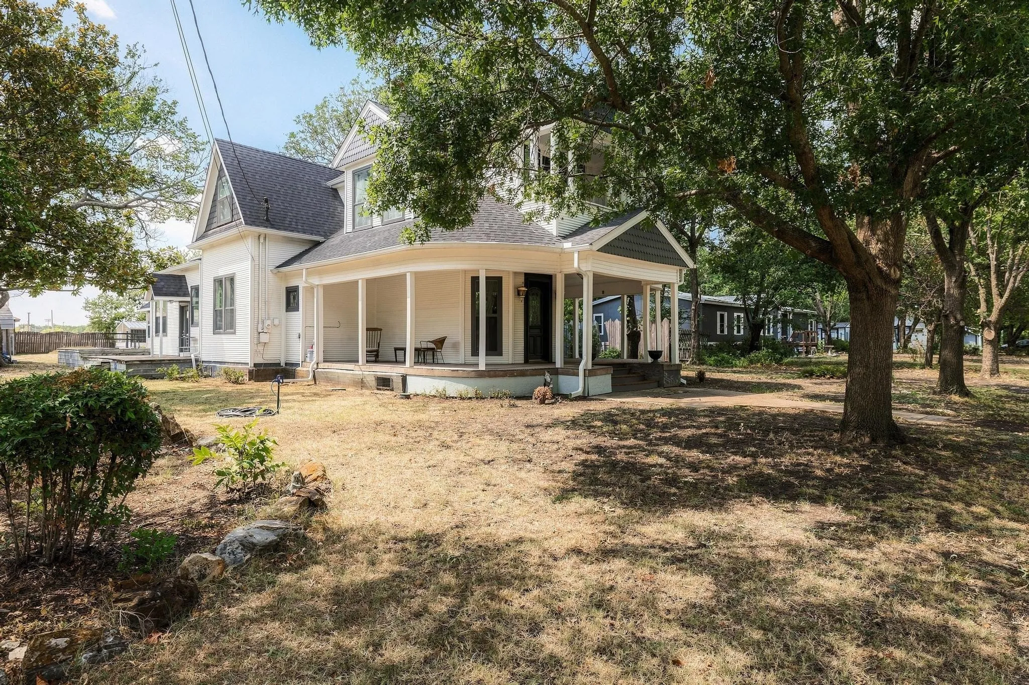 Front view of the home from the​​‌​​​​‌​​‌‌​‌‌​​​‌‌​‌​‌​‌​​​‌​​ street