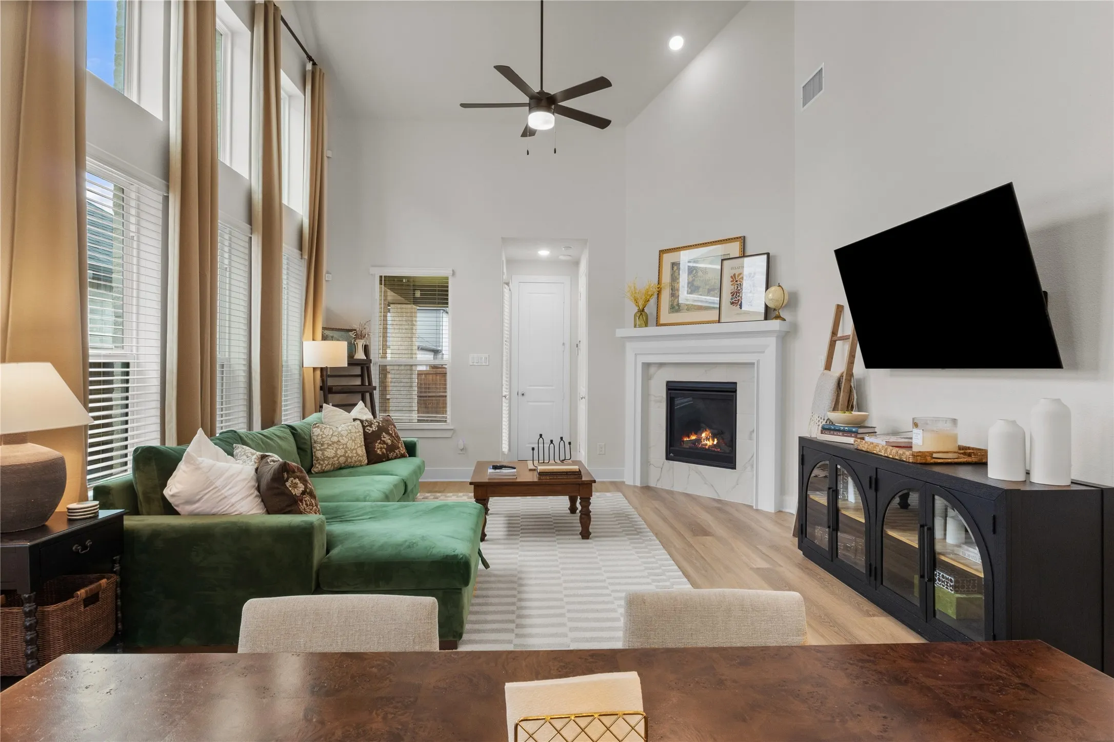 Single Family Residence For Rent in Collin County , 2609 Holland Court, Celina, Texas 75009, 4 Bedroom, 3 Bathroom, 2 Garage spaces, 2,297 Sqft, built in 2023, mls#21369815, Real Estate Agent in Celina, Homes For Rent in Collin county, Homes For Rent in Celina, Realtor in Celina Texas, Real Estate Brokerage Independent Realty Texas, Luminita Cordes Realtor