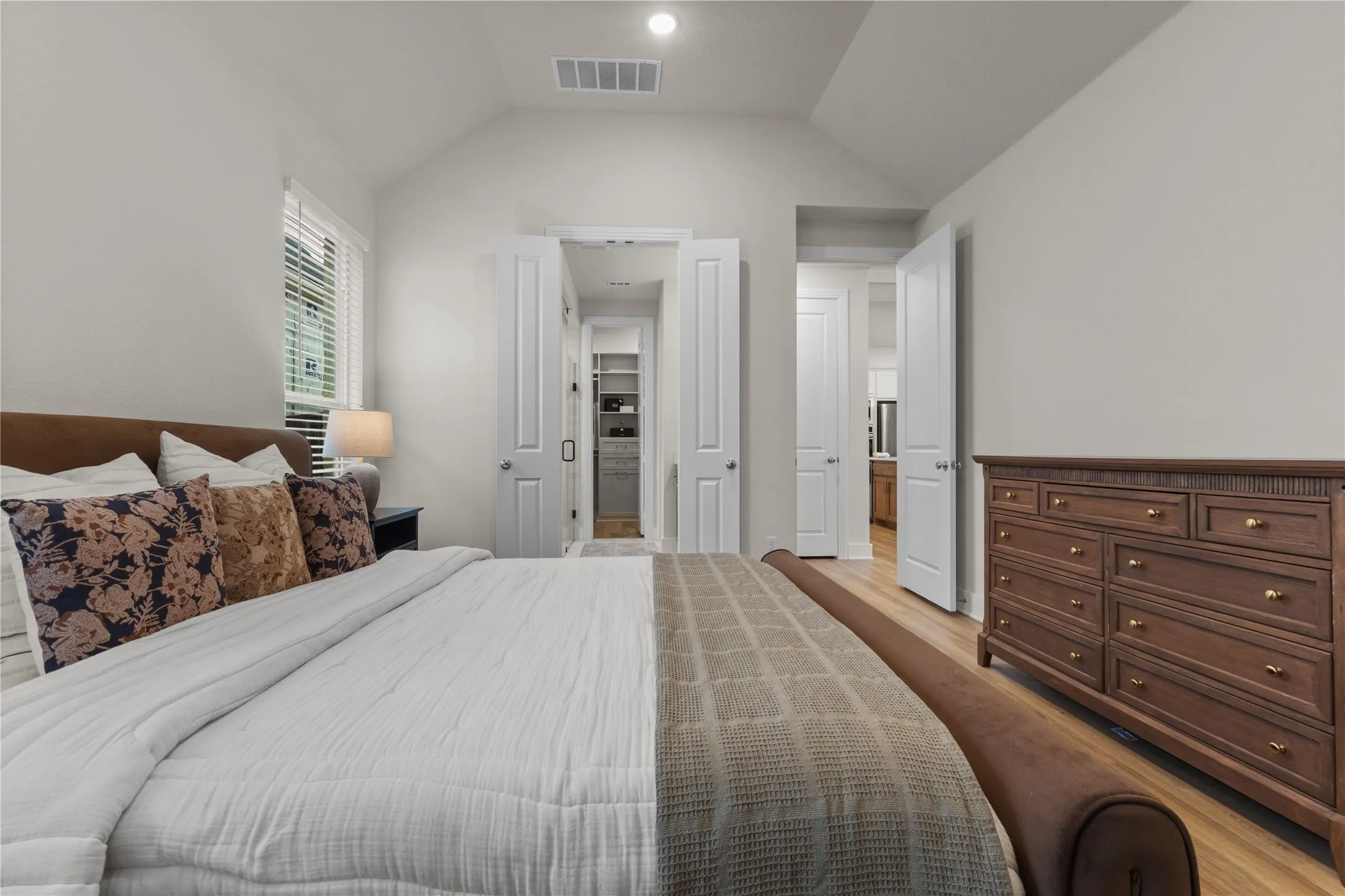 Single Family Residence For Rent in Collin County , 2609 Holland Court, Celina, Texas 75009, 4 Bedroom, 3 Bathroom, 2 Garage spaces, 2,297 Sqft, built in 2023, mls#21369815, Real Estate Agent in Celina, Homes For Rent in Collin county, Homes For Rent in Celina, Realtor in Celina Texas, Real Estate Brokerage Independent Realty Texas, Luminita Cordes Realtor