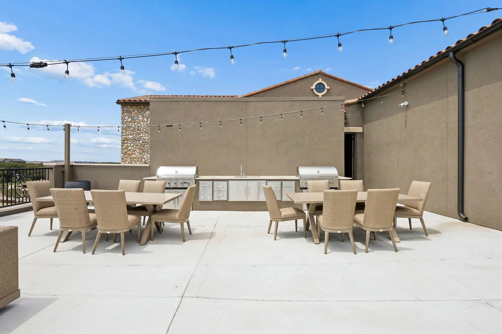 Roof top Patio for building residents