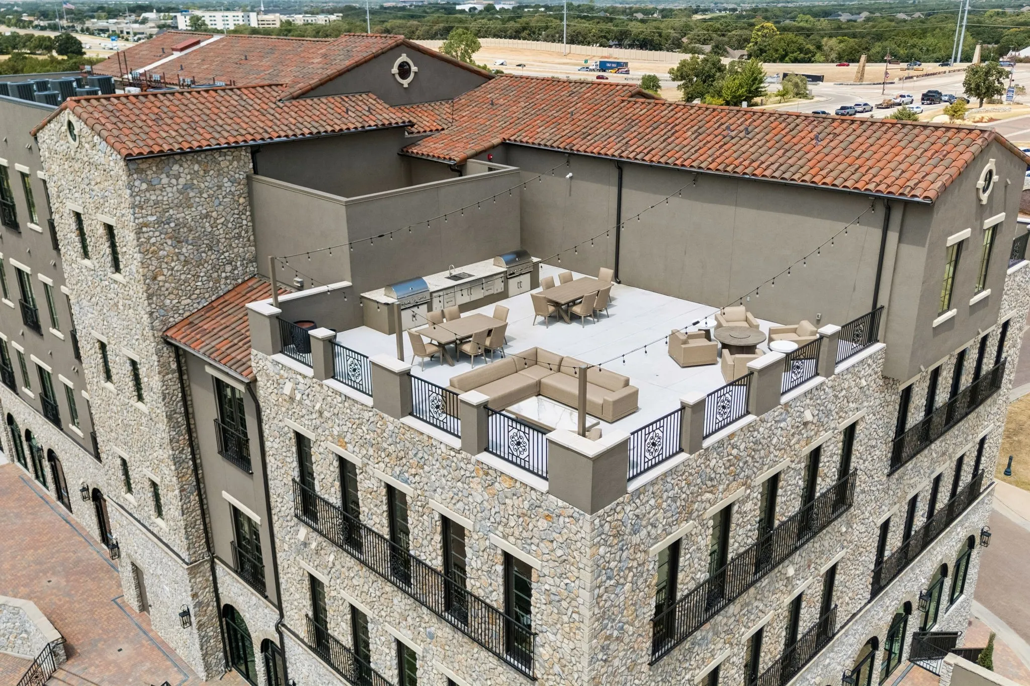 Roof top Patio for building residents