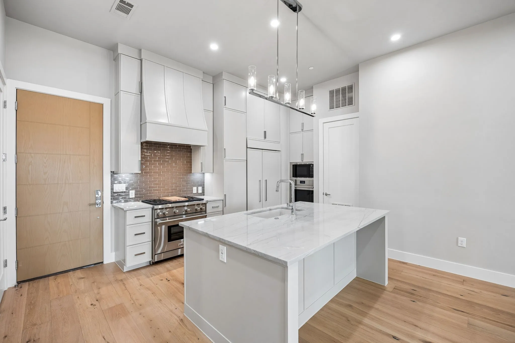 Condominium For Rent in Tarrant County , 49 Arta Drive 102, Westlake, Texas 76262, 2 Bedroom, 2 Bathroom, 2 Garage spaces, 1,411 Sqft, built in 2026, mls#21368055, Real Estate Agent in Westlake, Homes For Rent in Tarrant county, Homes For Rent in Westlake, Realtor in Westlake Texas, Real Estate Brokerage Independent Realty Texas, Luminita Cordes Realtor