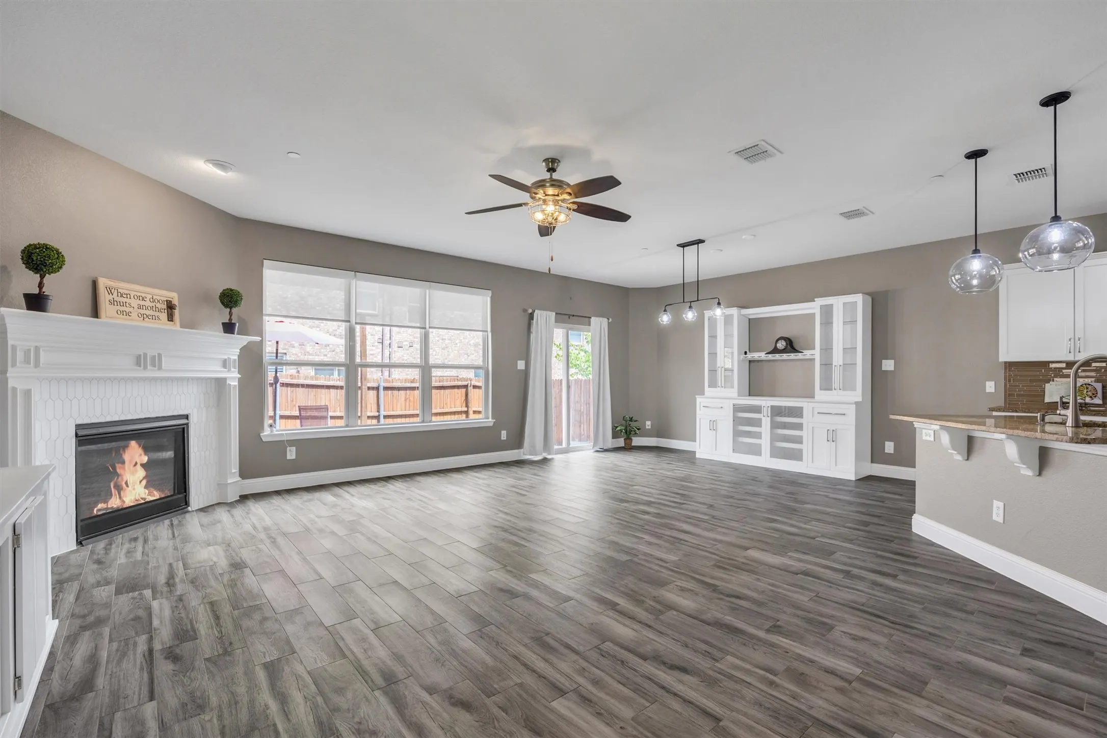Townhouse For Sale in Denton County , 399 Teague Drive, Lewisville, Texas 75067, 3 Bedroom, 3 Bathroom, 2 Garage spaces, 1,967 Sqft, built in 2012, mls#21362479, Real Estate Agent in Lewisville, Homes For Sale in Denton county, Homes For Sale in Lewisville, Realtor in Lewisville Texas, Real Estate Brokerage Independent Realty Texas, Luminita Cordes Realtor