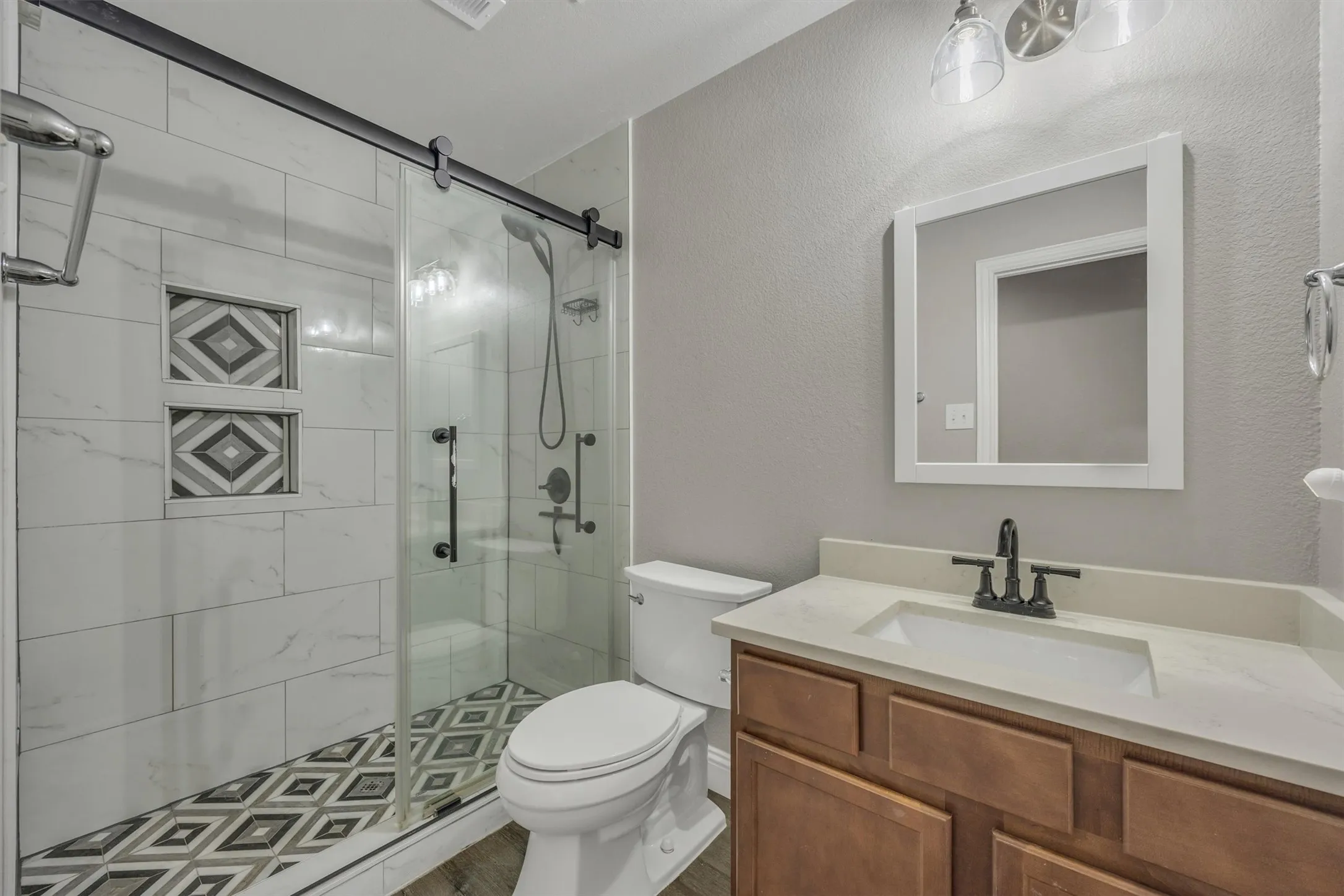 Townhouse For Sale in Denton County , 399 Teague Drive, Lewisville, Texas 75067, 3 Bedroom, 3 Bathroom, 2 Garage spaces, 1,967 Sqft, built in 2012, mls#21362479, Real Estate Agent in Lewisville, Homes For Sale in Denton county, Homes For Sale in Lewisville, Realtor in Lewisville Texas, Real Estate Brokerage Independent Realty Texas, Luminita Cordes Realtor
