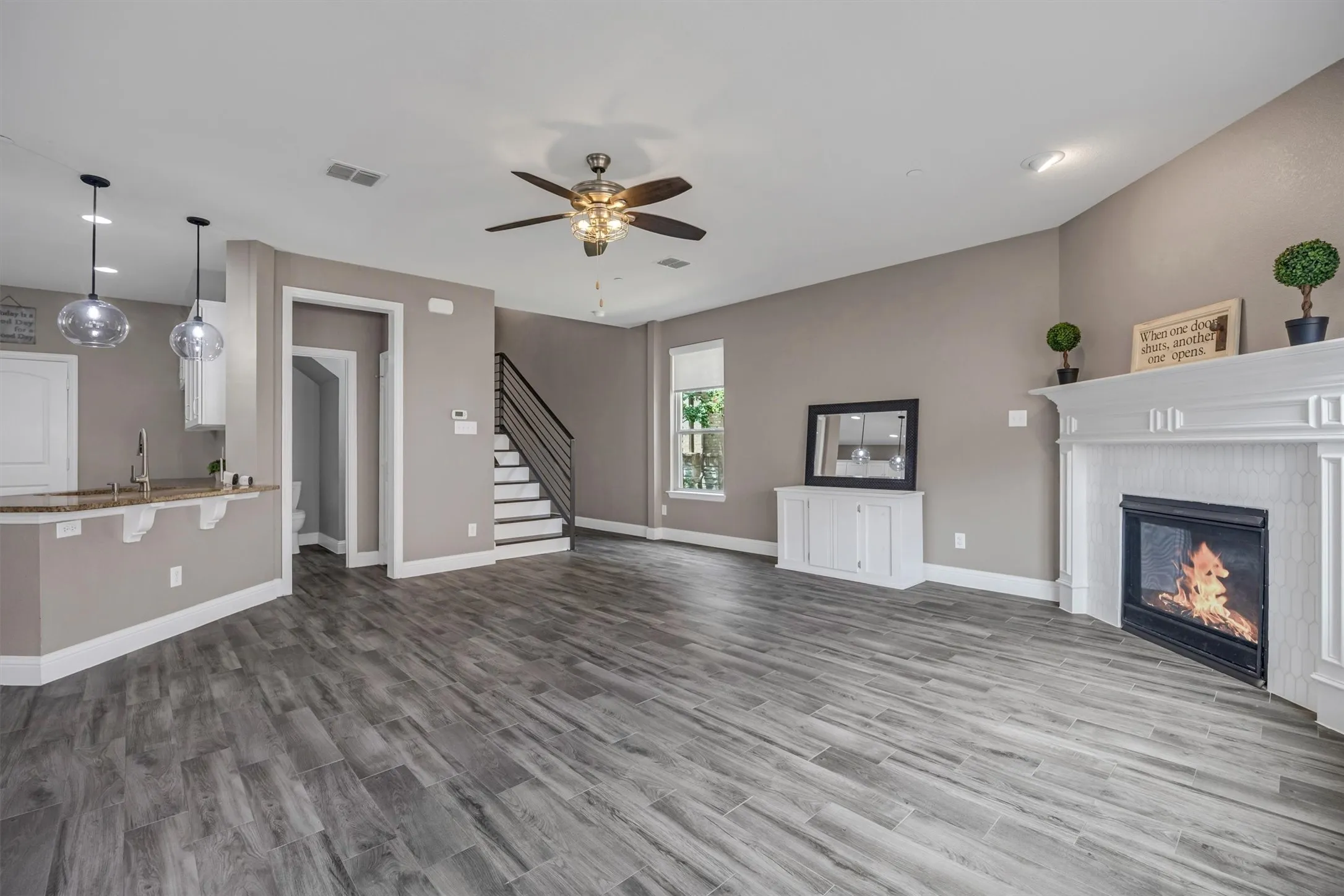 Townhouse For Sale in Denton County , 399 Teague Drive, Lewisville, Texas 75067, 3 Bedroom, 3 Bathroom, 2 Garage spaces, 1,967 Sqft, built in 2012, mls#21362479, Real Estate Agent in Lewisville, Homes For Sale in Denton county, Homes For Sale in Lewisville, Realtor in Lewisville Texas, Real Estate Brokerage Independent Realty Texas, Luminita Cordes Realtor
