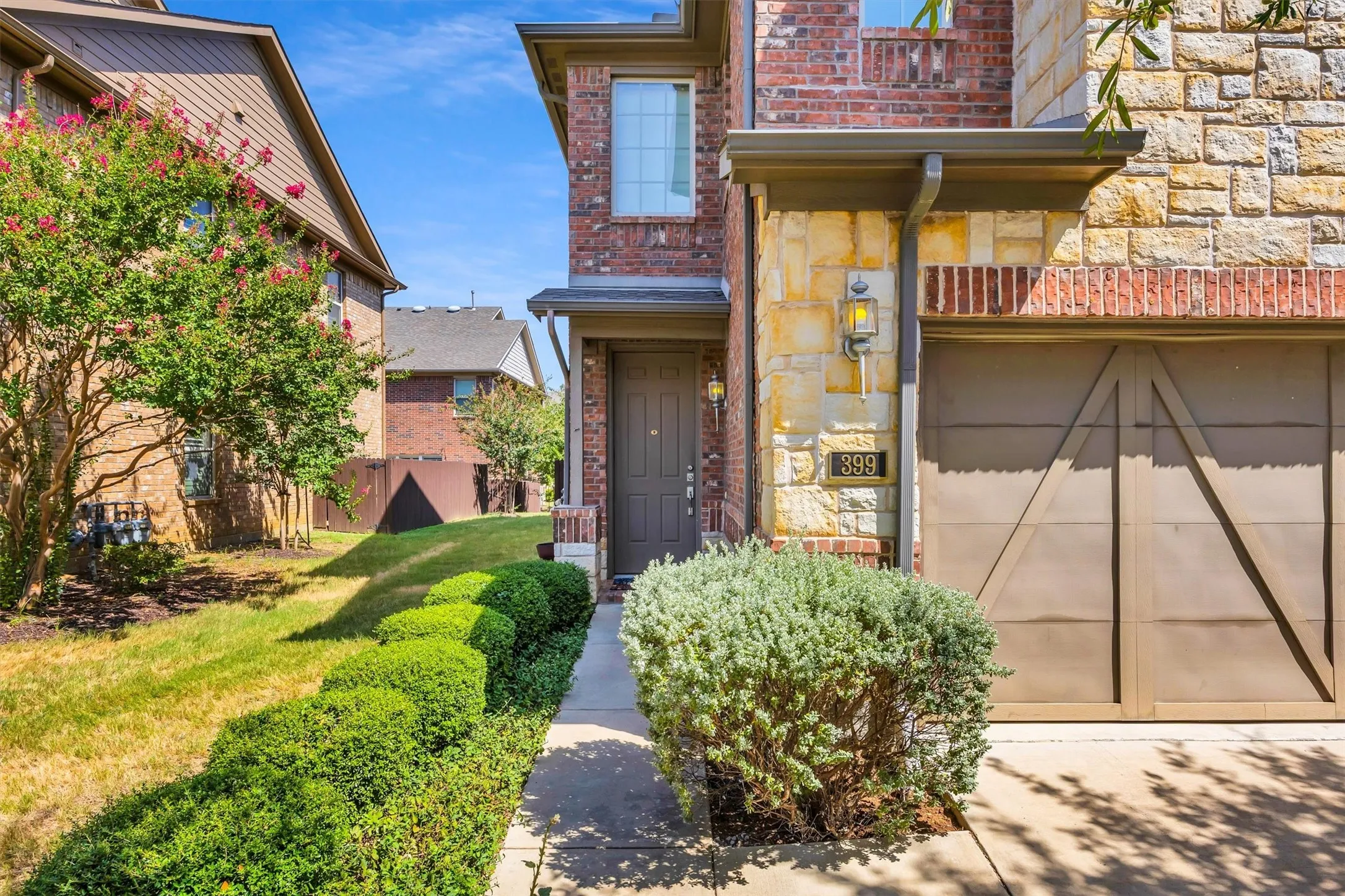 Townhouse For Sale in Denton County , 399 Teague Drive, Lewisville, Texas 75067, 3 Bedroom, 3 Bathroom, 2 Garage spaces, 1,967 Sqft, built in 2012, mls#21362479, Real Estate Agent in Lewisville, Homes For Sale in Denton county, Homes For Sale in Lewisville, Realtor in Lewisville Texas, Real Estate Brokerage Independent Realty Texas, Luminita Cordes Realtor