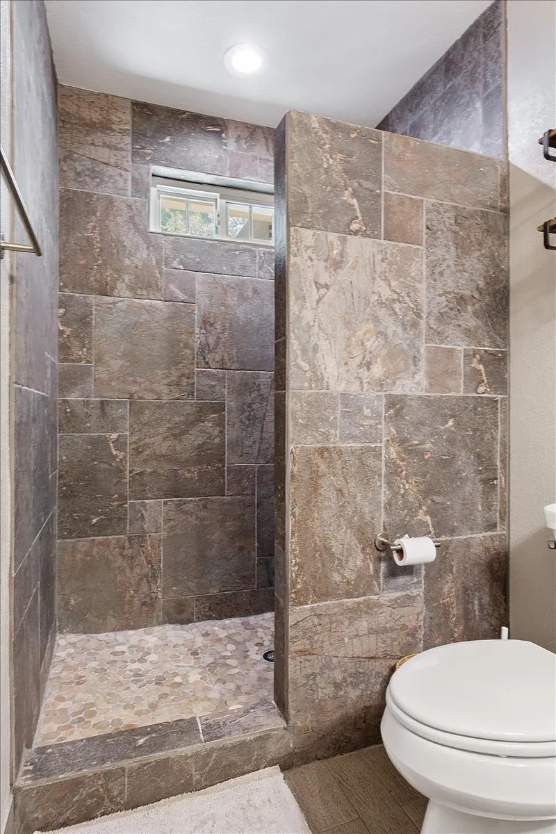 Bath 2 Shower