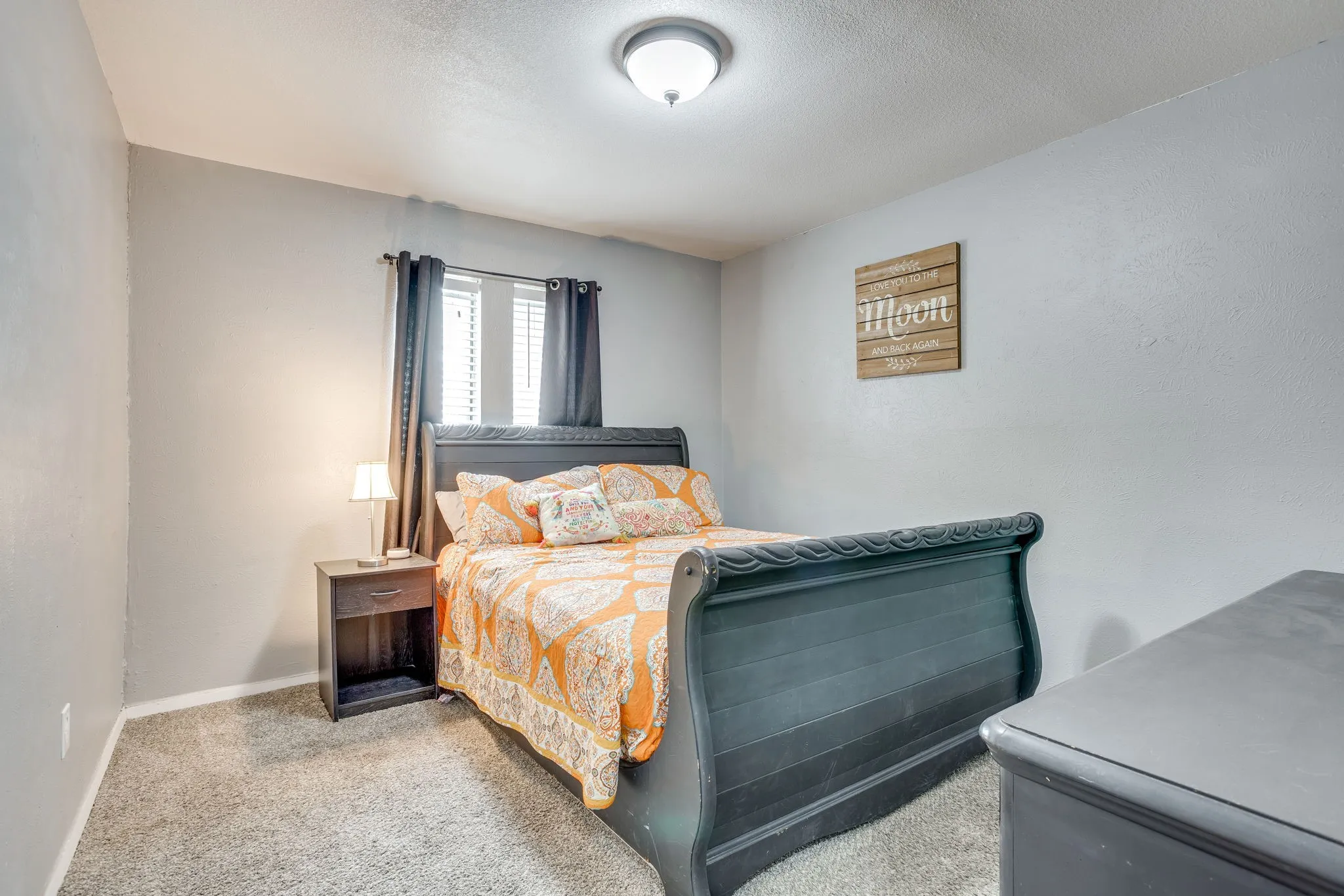 Single Family Residence For Sale in Johnson County , 435 SE Gardens Boulevard, Burleson, Texas 76028, 3 Bedroom, 2 Bathroom, 2 Garage spaces, 1,660 Sqft, built in 1977, mls#21369656, Real Estate Agent in Burleson, Homes For Sale in Johnson county, Homes For Sale in Burleson, Realtor in Burleson Texas, Real Estate Brokerage Independent Realty Texas, Luminita Cordes Realtor