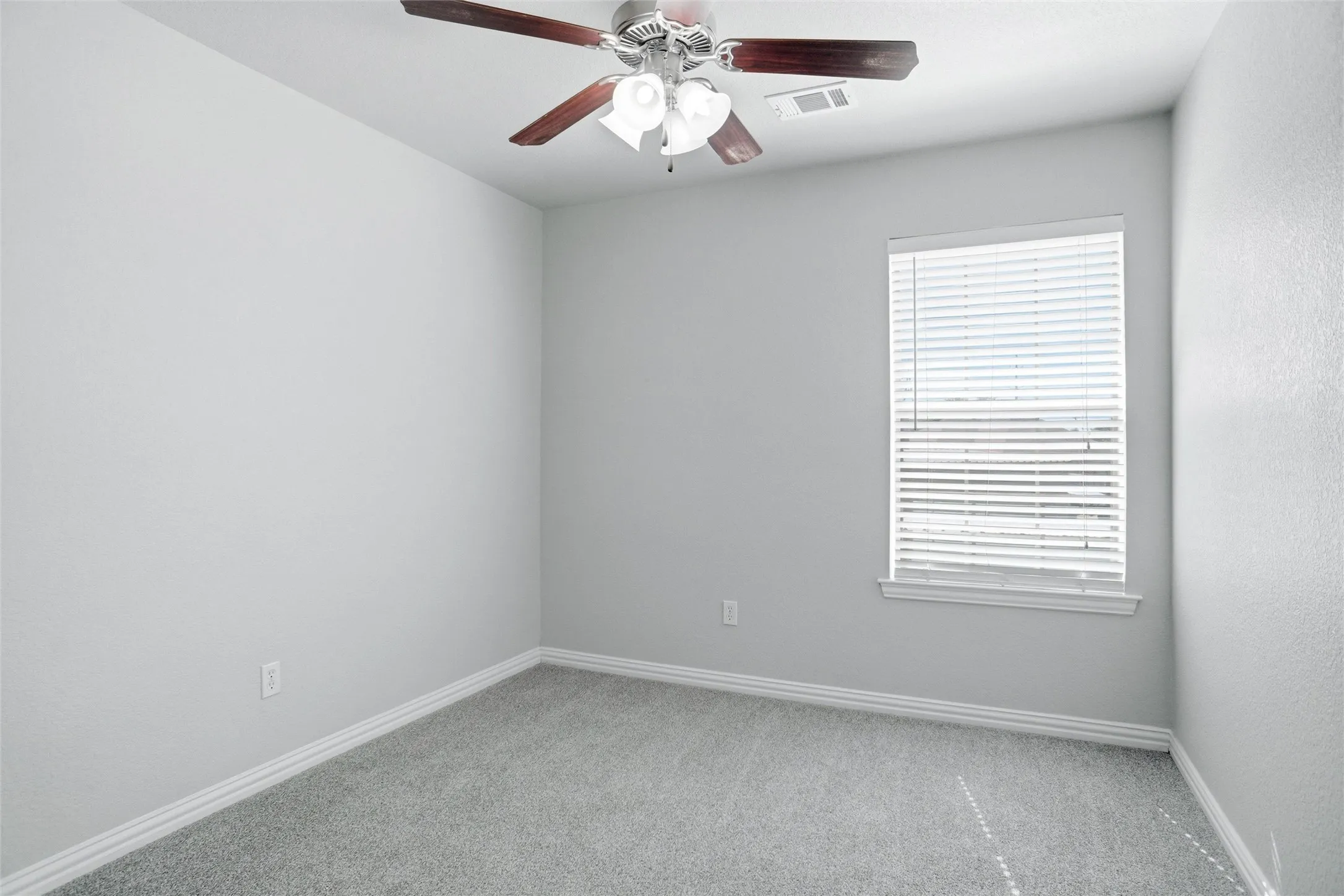 Quadruplex For Sale in Parker County , 304 Kourtney Court, Weatherford, Texas 76086, 0, 0, 1 Garage spaces, 0 Sqft, built in 2007, mls#21357997, Real Estate Agent in Weatherford, Homes For Sale in Parker county, Homes For Sale in Weatherford, Realtor in Weatherford Texas, Real Estate Brokerage Independent Realty Texas, Luminita Cordes Realtor