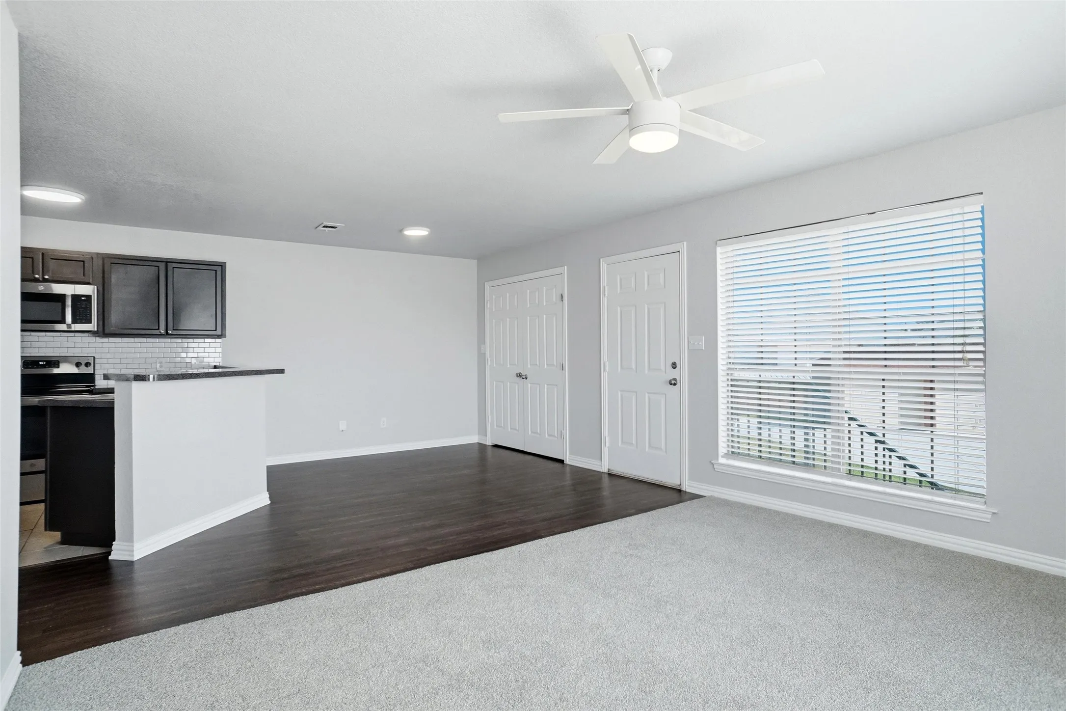 Quadruplex For Sale in Parker County , 304 Kourtney Court, Weatherford, Texas 76086, 0, 0, 1 Garage spaces, 0 Sqft, built in 2007, mls#21357997, Real Estate Agent in Weatherford, Homes For Sale in Parker county, Homes For Sale in Weatherford, Realtor in Weatherford Texas, Real Estate Brokerage Independent Realty Texas, Luminita Cordes Realtor