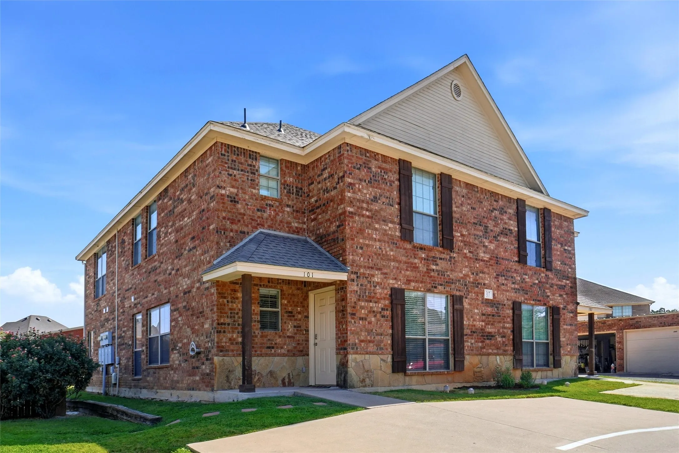 Quadruplex For Sale in Parker County , 304 Kourtney Court, Weatherford, Texas 76086, 0, 0, 1 Garage spaces, 0 Sqft, built in 2007, mls#21357997, Real Estate Agent in Weatherford, Homes For Sale in Parker county, Homes For Sale in Weatherford, Realtor in Weatherford Texas, Real Estate Brokerage Independent Realty Texas, Luminita Cordes Realtor