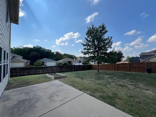 Single Family Residence For Rent in Collin County , 2001 Hickory Trail, Anna, Texas 75409, 3 Bedroom, 3 Bathroom, 2 Garage spaces, 2,207 Sqft, built in 2004, mls#21369791, Real Estate Agent in Anna, Homes For Rent in Collin county, Homes For Rent in Anna, Realtor in Anna Texas, Real Estate Brokerage Independent Realty Texas, Luminita Cordes Realtor