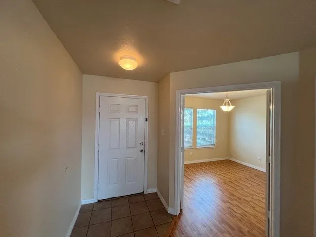 Single Family Residence For Rent in Collin County , 2001 Hickory Trail, Anna, Texas 75409, 3 Bedroom, 3 Bathroom, 2 Garage spaces, 2,207 Sqft, built in 2004, mls#21369791, Real Estate Agent in Anna, Homes For Rent in Collin county, Homes For Rent in Anna, Realtor in Anna Texas, Real Estate Brokerage Independent Realty Texas, Luminita Cordes Realtor