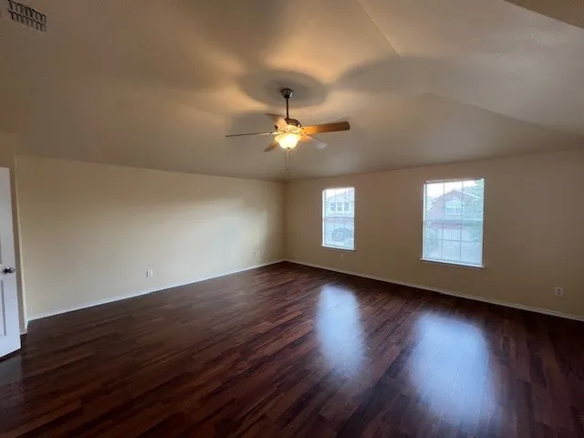 Single Family Residence For Rent in Collin County , 2001 Hickory Trail, Anna, Texas 75409, 3 Bedroom, 3 Bathroom, 2 Garage spaces, 2,207 Sqft, built in 2004, mls#21369791, Real Estate Agent in Anna, Homes For Rent in Collin county, Homes For Rent in Anna, Realtor in Anna Texas, Real Estate Brokerage Independent Realty Texas, Luminita Cordes Realtor