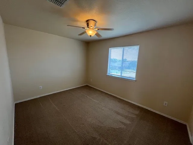 Single Family Residence For Rent in Collin County , 2001 Hickory Trail, Anna, Texas 75409, 3 Bedroom, 3 Bathroom, 2 Garage spaces, 2,207 Sqft, built in 2004, mls#21369791, Real Estate Agent in Anna, Homes For Rent in Collin county, Homes For Rent in Anna, Realtor in Anna Texas, Real Estate Brokerage Independent Realty Texas, Luminita Cordes Realtor