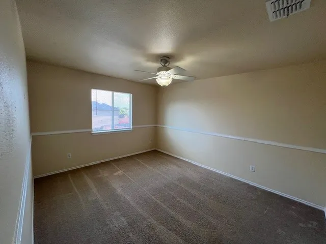 Single Family Residence For Rent in Collin County , 2001 Hickory Trail, Anna, Texas 75409, 3 Bedroom, 3 Bathroom, 2 Garage spaces, 2,207 Sqft, built in 2004, mls#21369791, Real Estate Agent in Anna, Homes For Rent in Collin county, Homes For Rent in Anna, Realtor in Anna Texas, Real Estate Brokerage Independent Realty Texas, Luminita Cordes Realtor