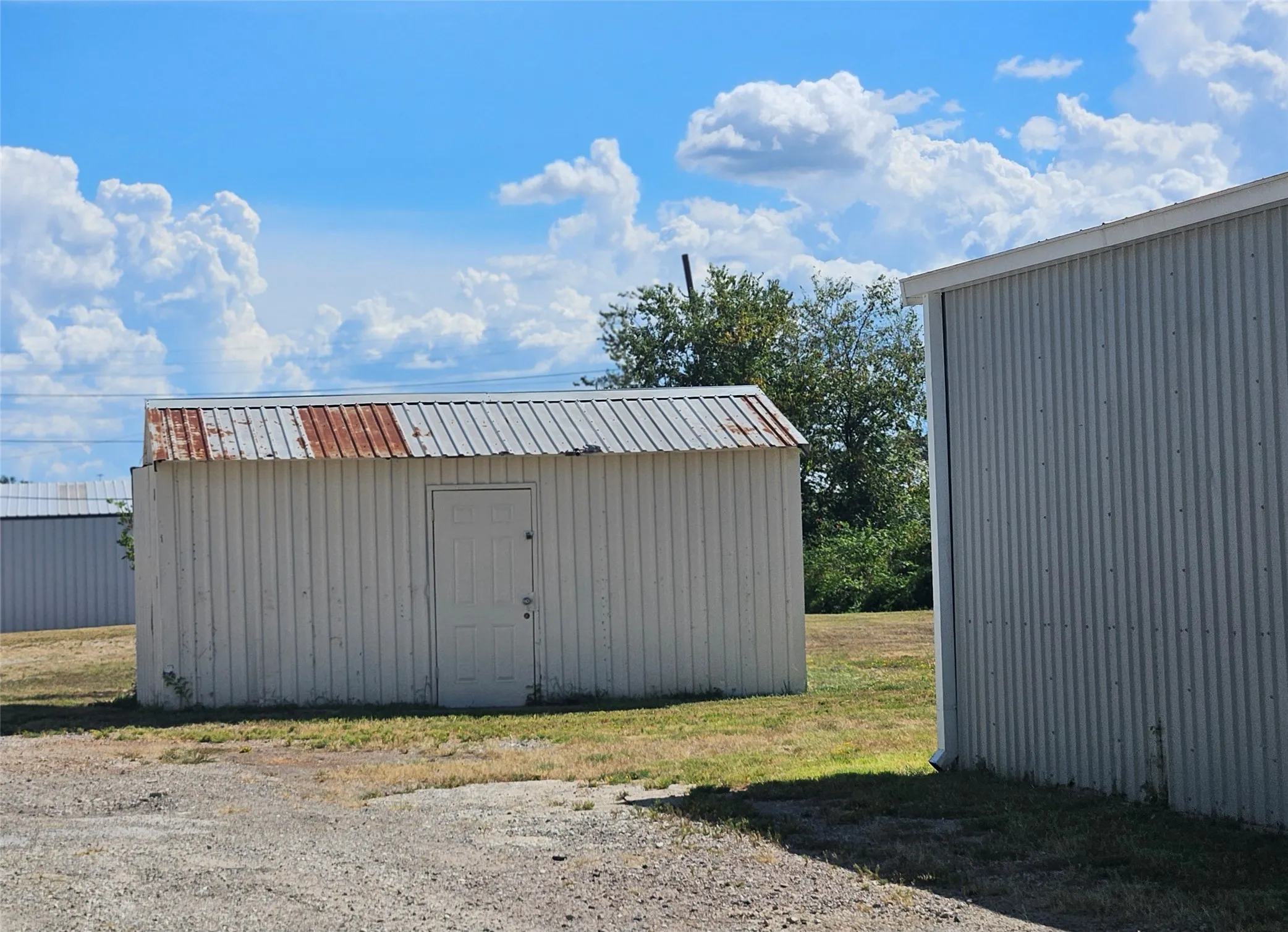 Warehouse For Rent in Hunt County , 1409 Walworth Street, Greenville, Texas 75401, 0, 0, Garage spaces, 0 Sqft, built in 1975, mls#21369848, Real Estate Agent in Greenville, Homes For Rent in Hunt county, Homes For Rent in Greenville, Realtor in Greenville Texas, Real Estate Brokerage Independent Realty Texas, Luminita Cordes Realtor