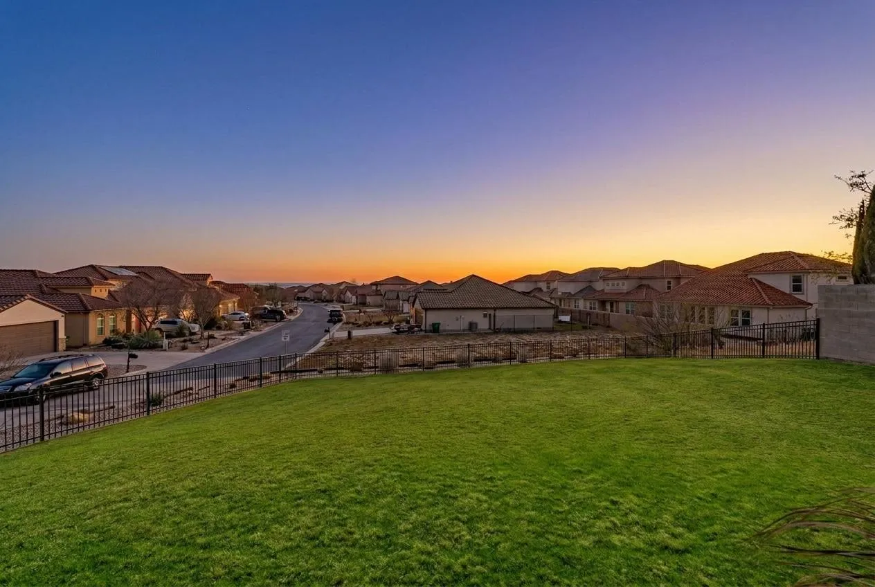 Single Family Residence For Sale in Somervell County , 119 Valley View, Glen Rose, Texas 76043, 3 Bedroom, 2 Bathroom, 2 Garage spaces, 2,323 Sqft, built in 2022, mls#21369829, Real Estate Agent in Glen Rose, Homes For Sale in Somervell county, Homes For Sale in Glen Rose, Realtor in Glen Rose Texas, Real Estate Brokerage Independent Realty Texas, Luminita Cordes Realtor